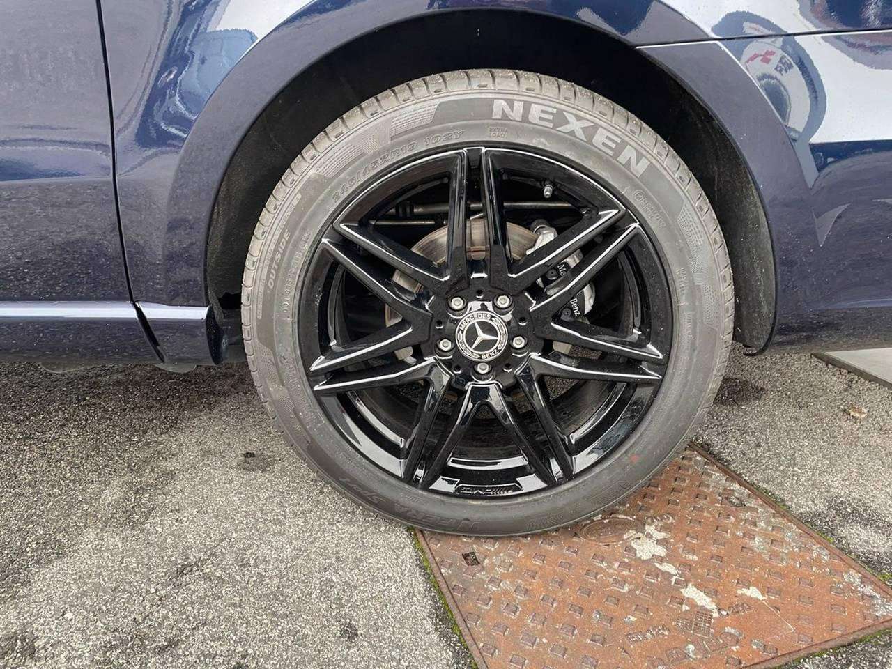 Mercedes-Benz V V Long 250 d Premium 4matic auto