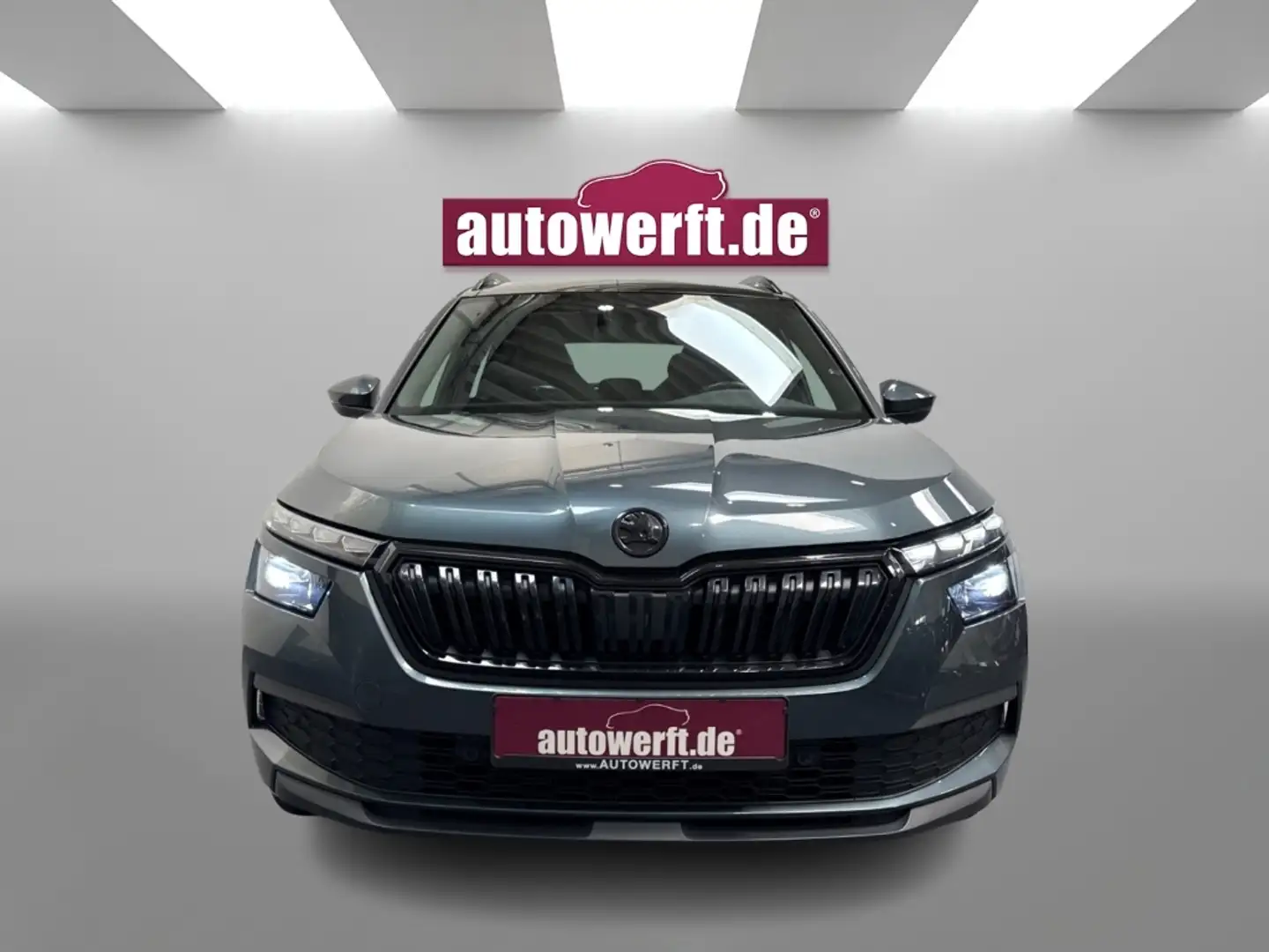 Skoda Kamiq 1.0 TSI STYLE PANO CARPLAY LED SHZ 18Z AMBIENTE Grau - 2