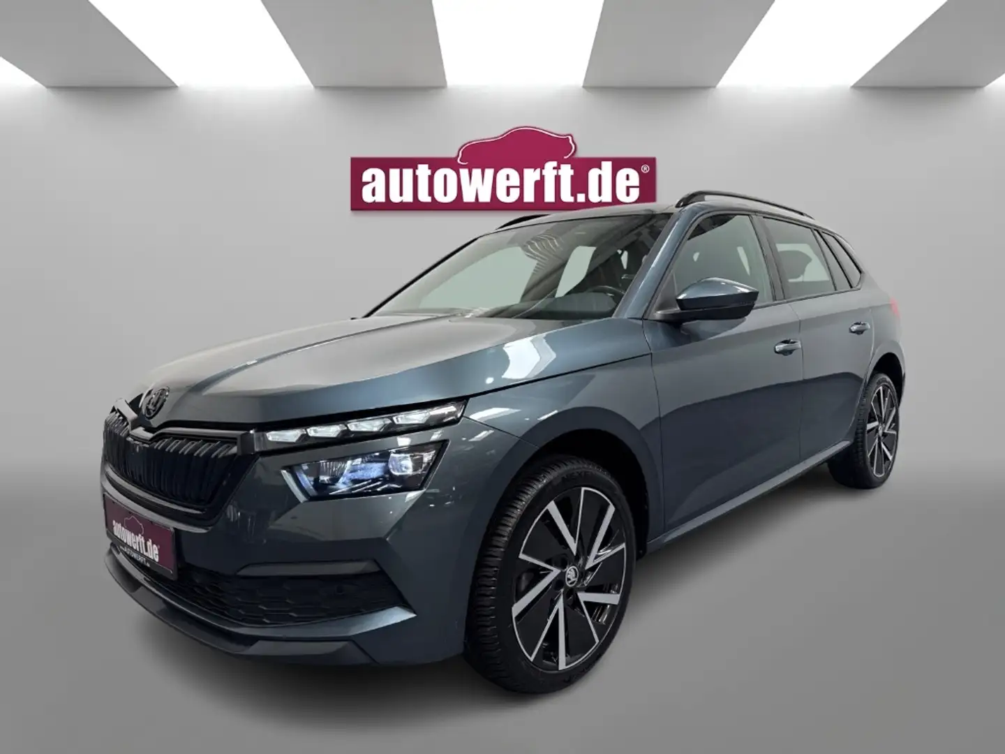 Skoda Kamiq 1.0 TSI STYLE PANO CARPLAY LED SHZ 18Z AMBIENTE Grau - 1