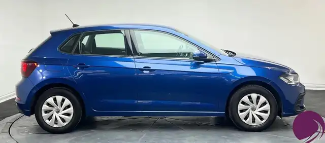 Volkswagen Polo view 4