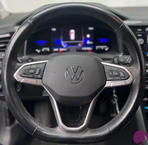 Volkswagen Polo view 10