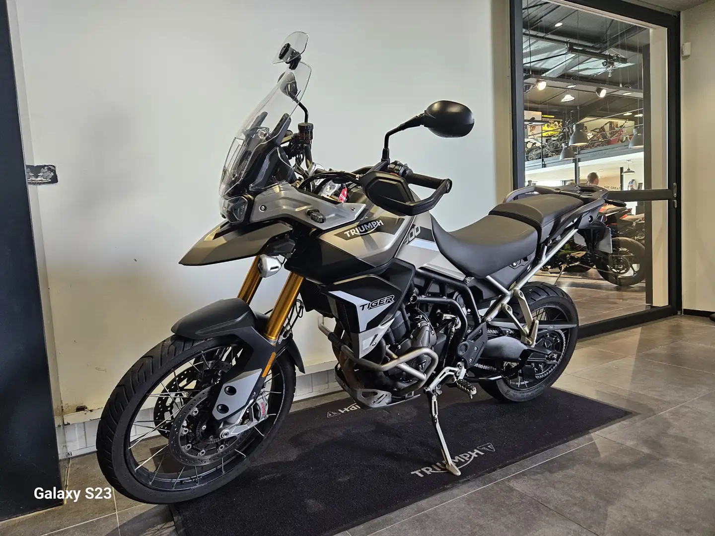 Triumph Tiger 900 Blanc - 2