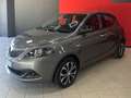 Lancia Ypsilon Ypsilon 1.0 firefly hybrid Gold Plus s Grijs - thumbnail 3