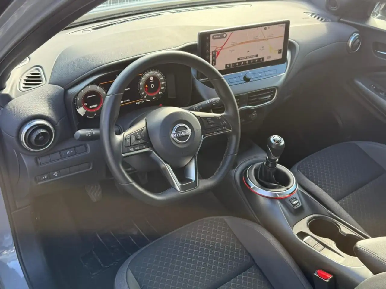 Nissan Juke 1.0 DIG-T 114 CV N-Connecta LED TELEC. 17, миниатюра 9