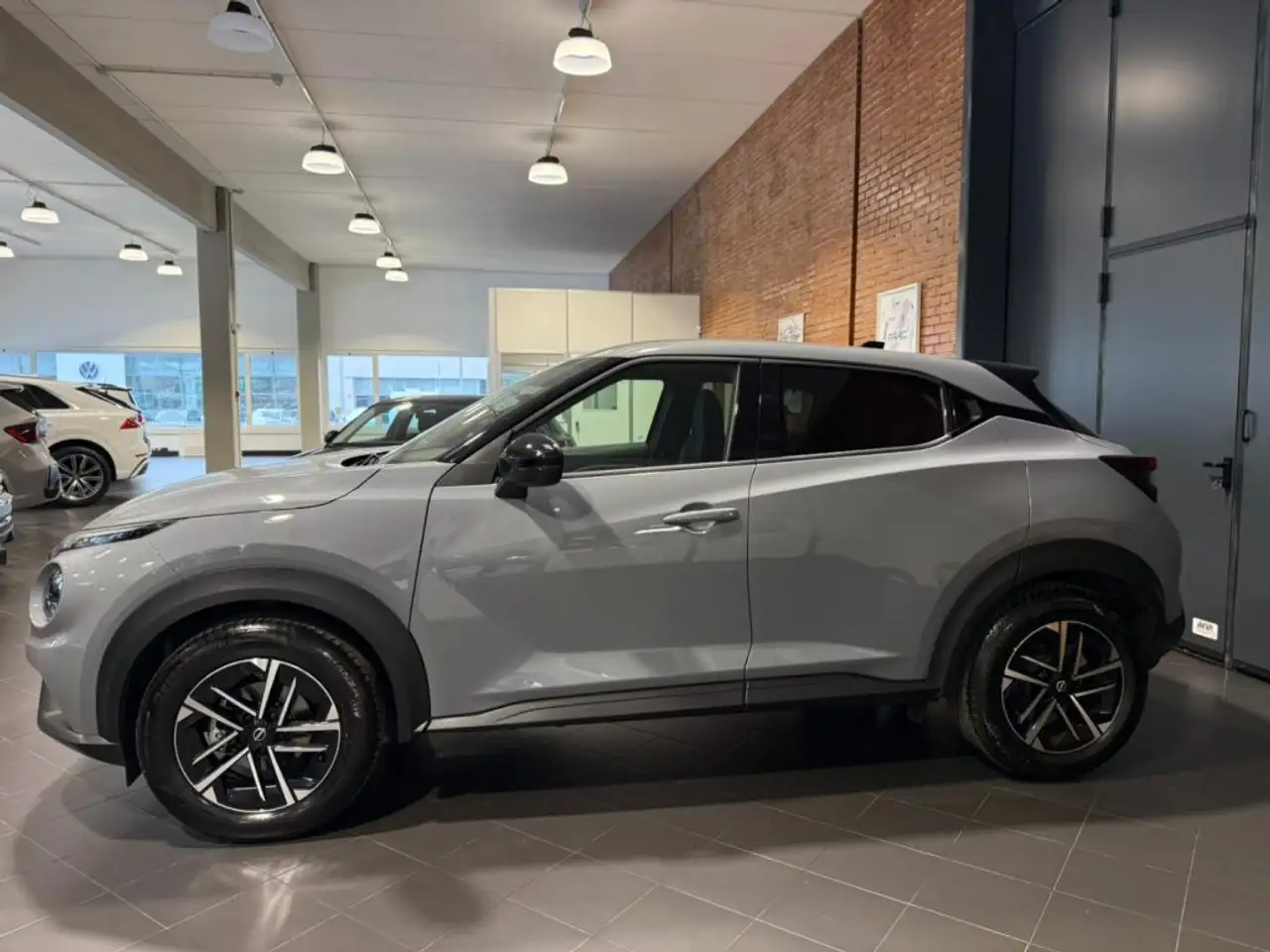 Nissan Juke 1.0 DIG-T 114 CV N-Connecta LED TELEC. 17, миниатюра 6