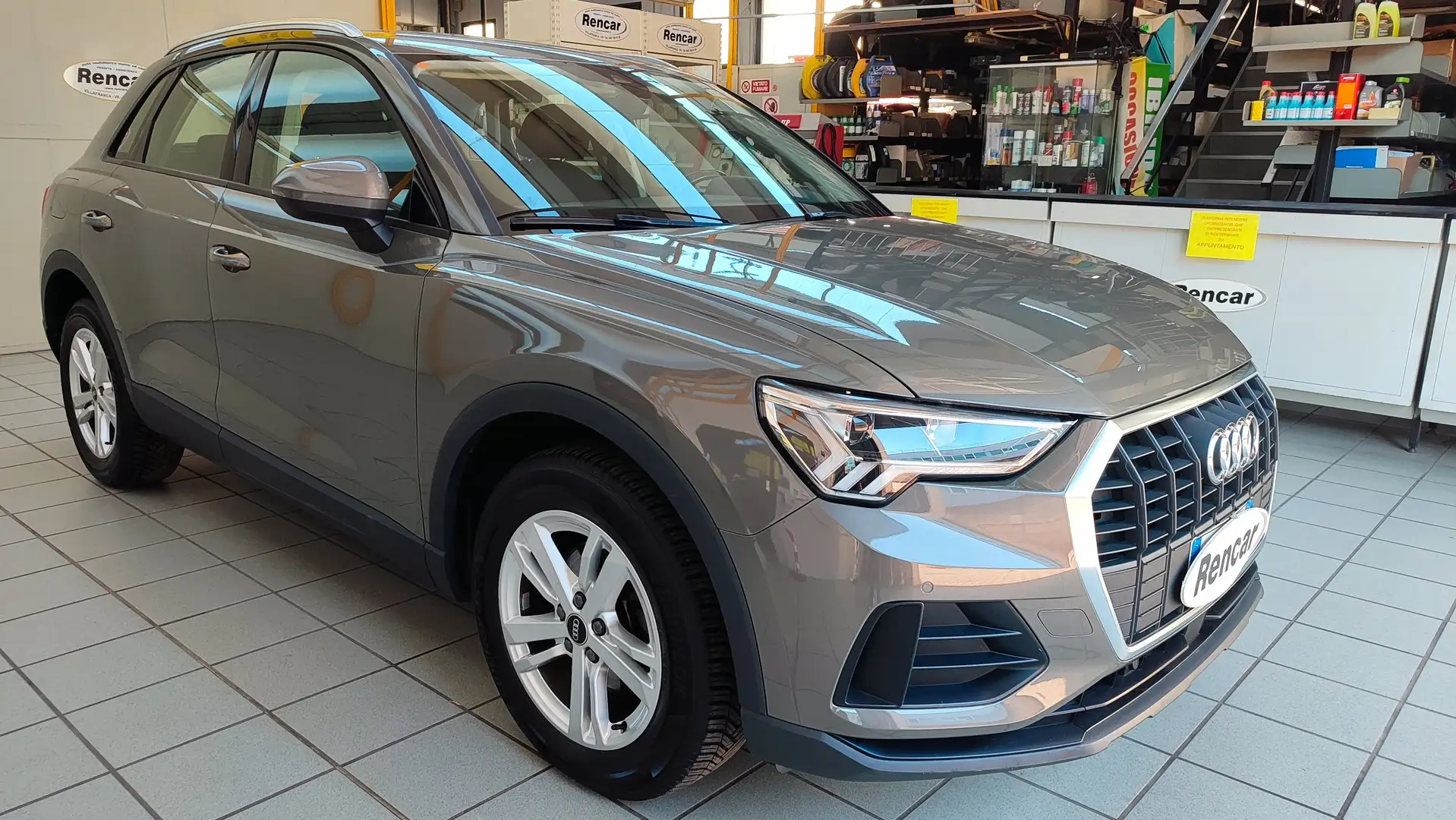 Audi Q3 Q3 II 2018 35 2.0 tdi Business s-tronic Grigio - 1