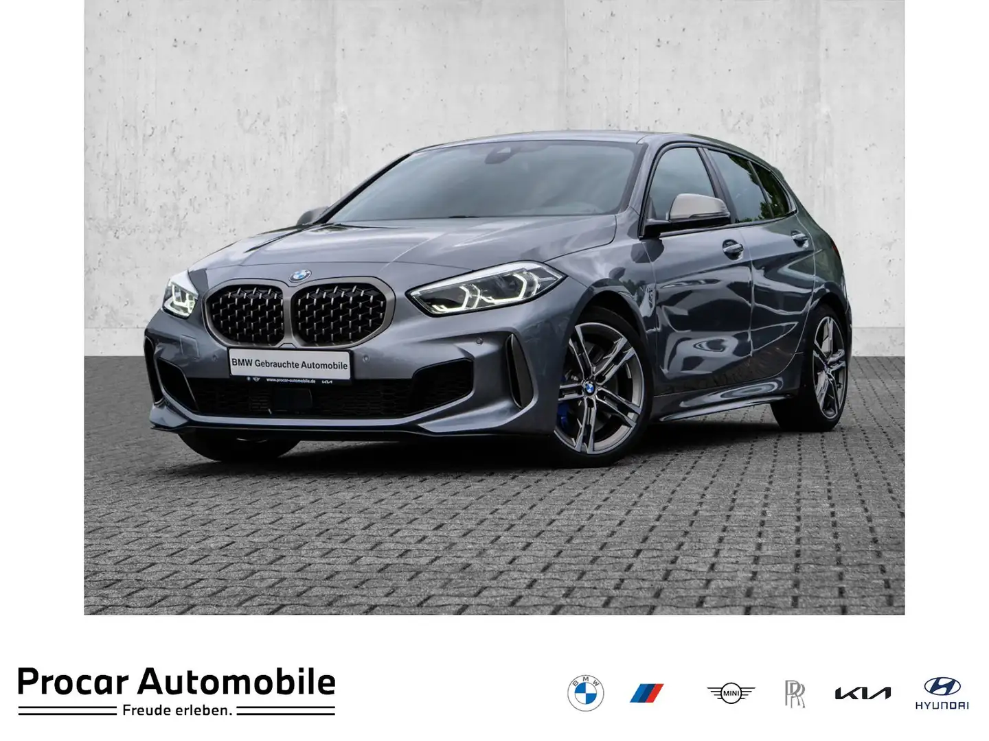 BMW 135 M135i xDrive LiCoPro DAB DA HiFi LED Carplay Grijs - 1