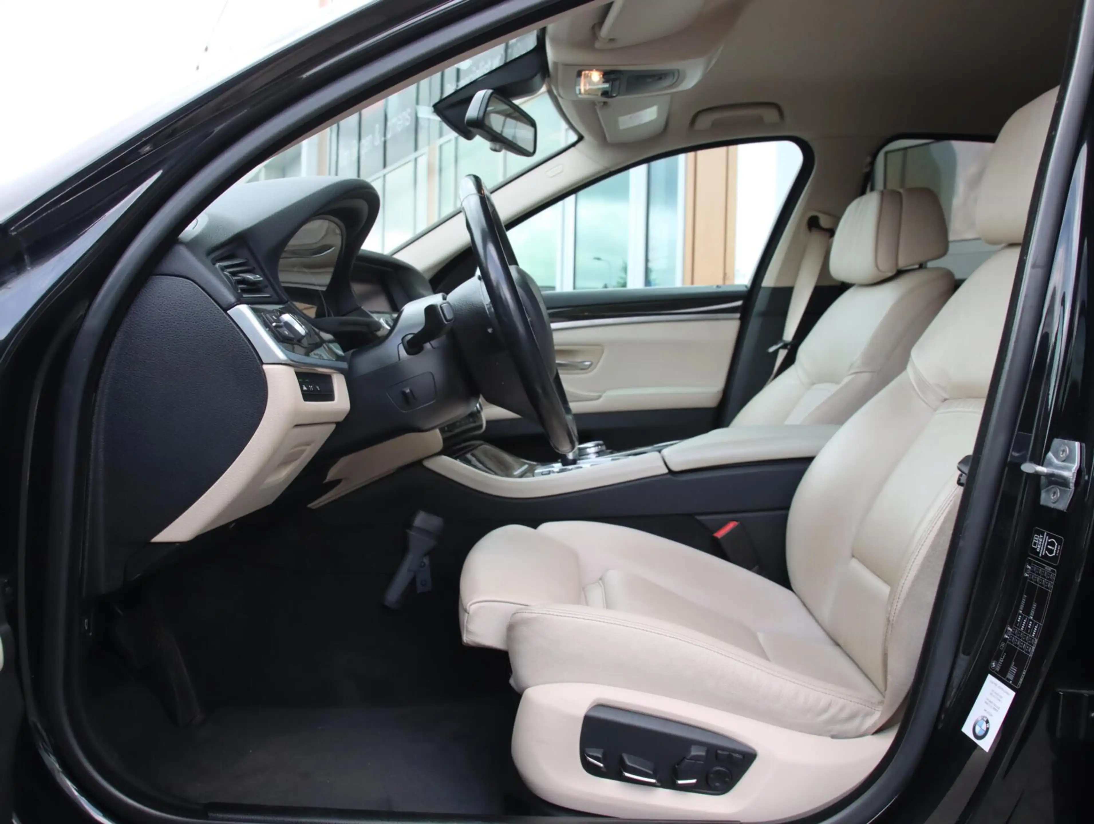 BMW 528 5-serie F10 LCI 528i 245PK High Executive | Memory — photo 4