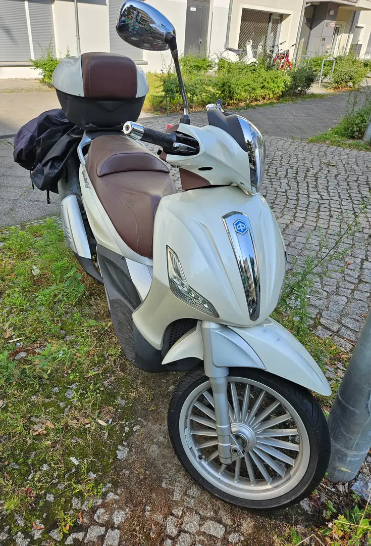 Piaggio Beverly 300 Beverly 300ie Alb - 2