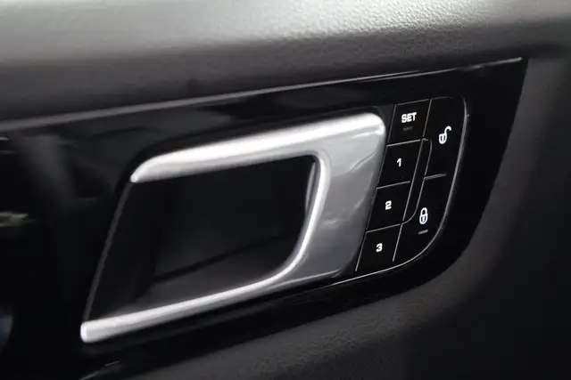 Porsche Cayenne S III Ansicht 12