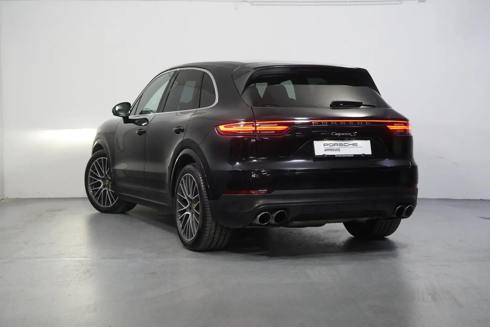 Porsche Cayenne S III Schwarz - 2