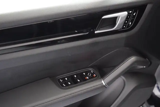 Porsche Cayenne S III Ansicht 10