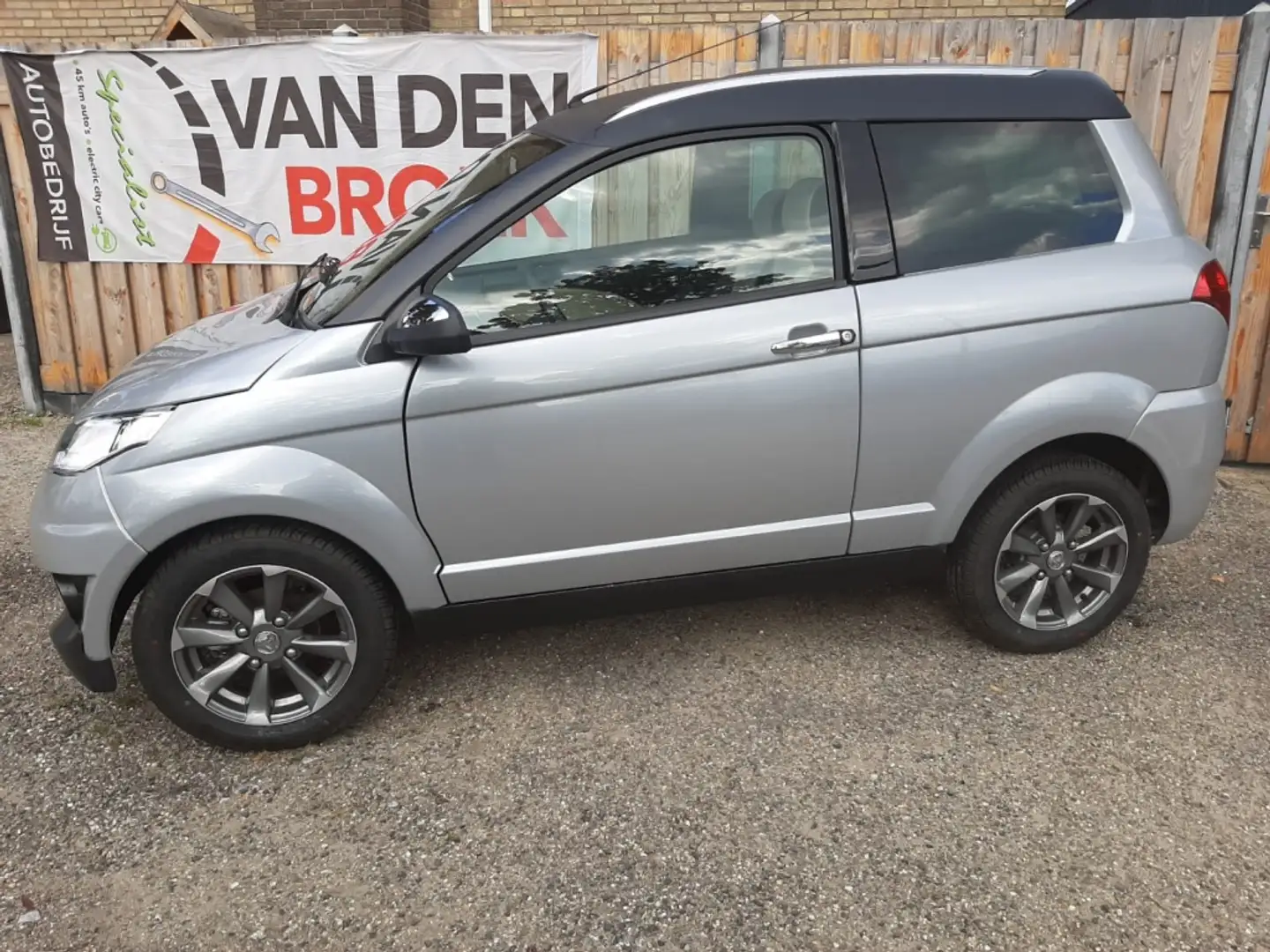 Aixam Crossover Brommobiel Premium NIEUWSTAAT Grau - 2