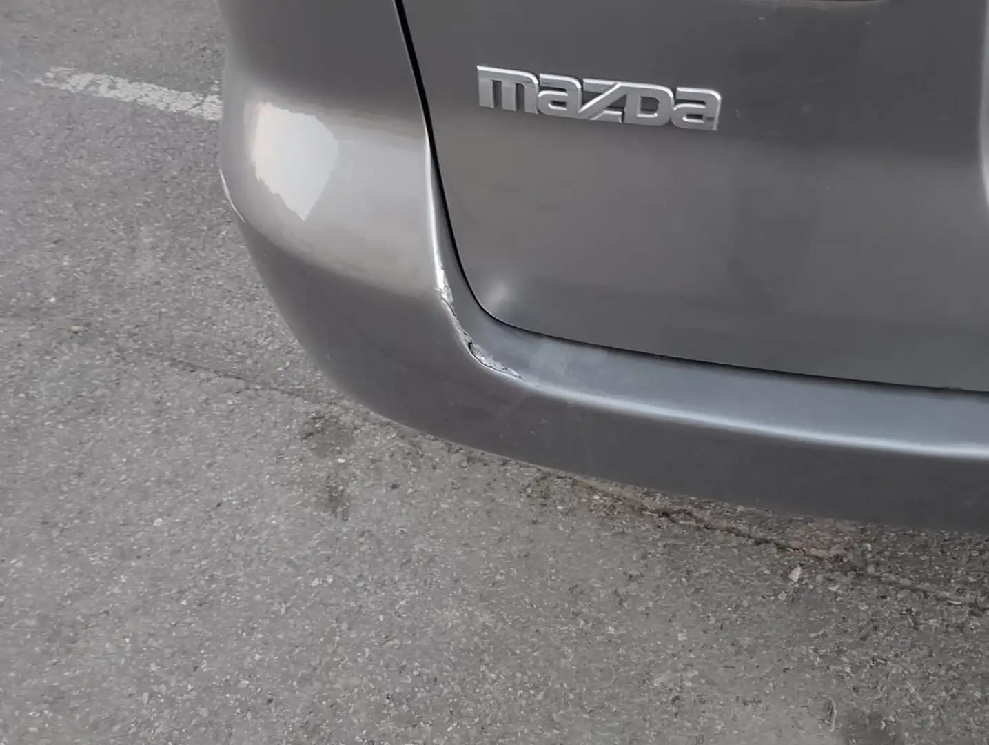 Mazda 6 Mazda6 Sportwagon 2.0 CRTD Active Gümüş rengi - 2