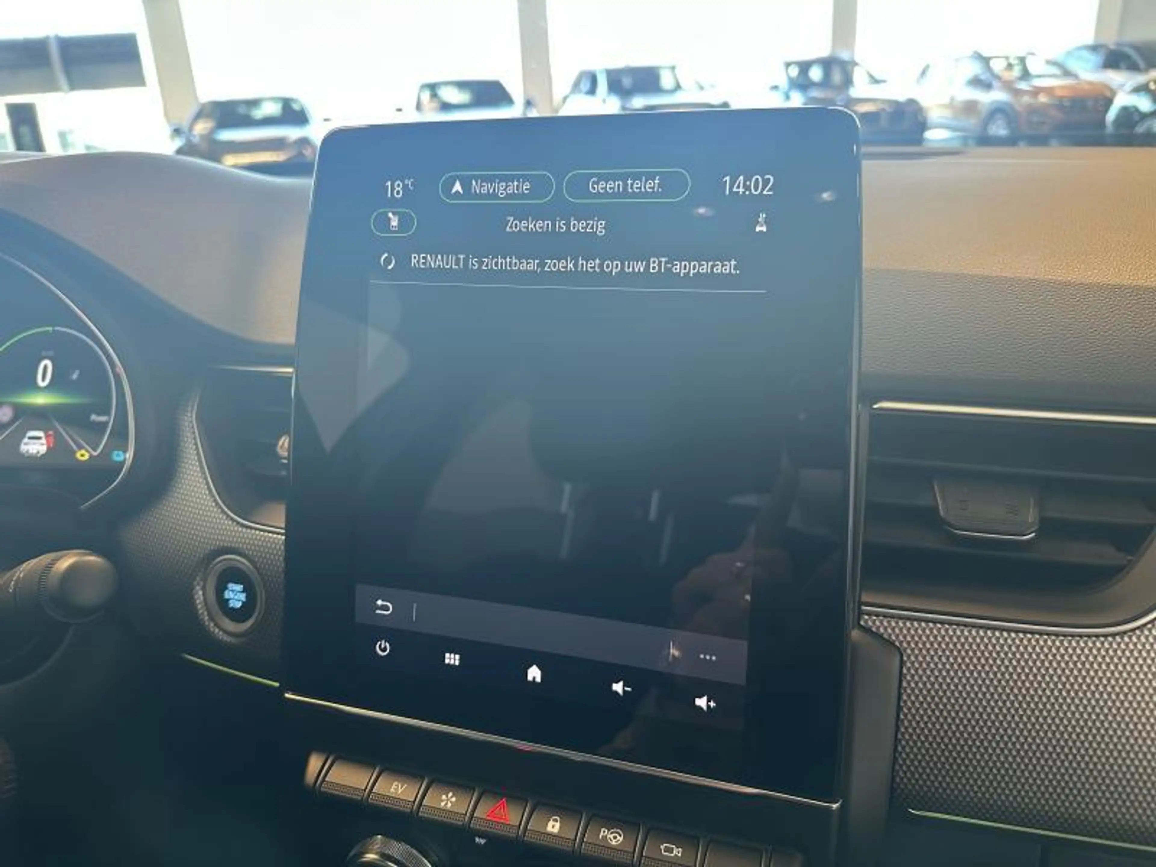Renault Arkana 1.6 E-TECH MHEV Techno — photo 11
