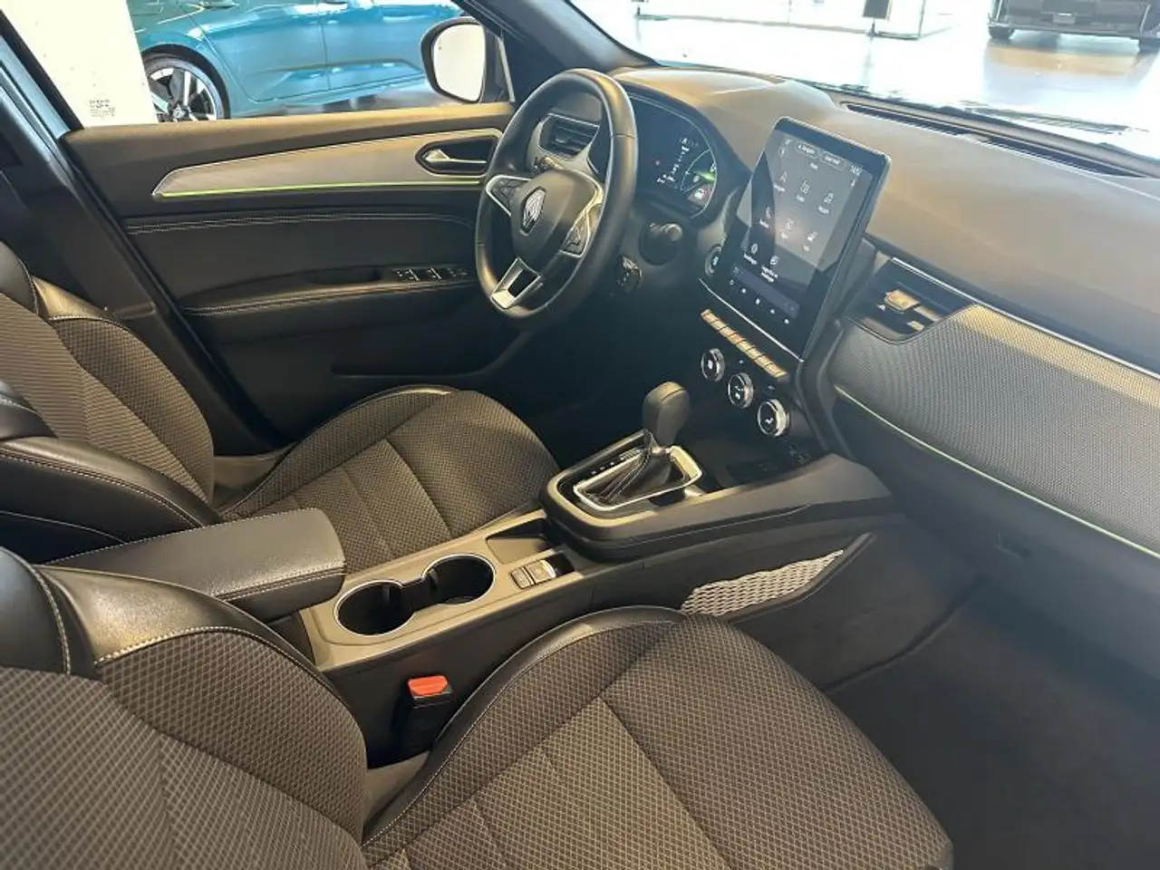 Renault Arkana 1.6 E-TECH MHEV Techno, миниатюра 2