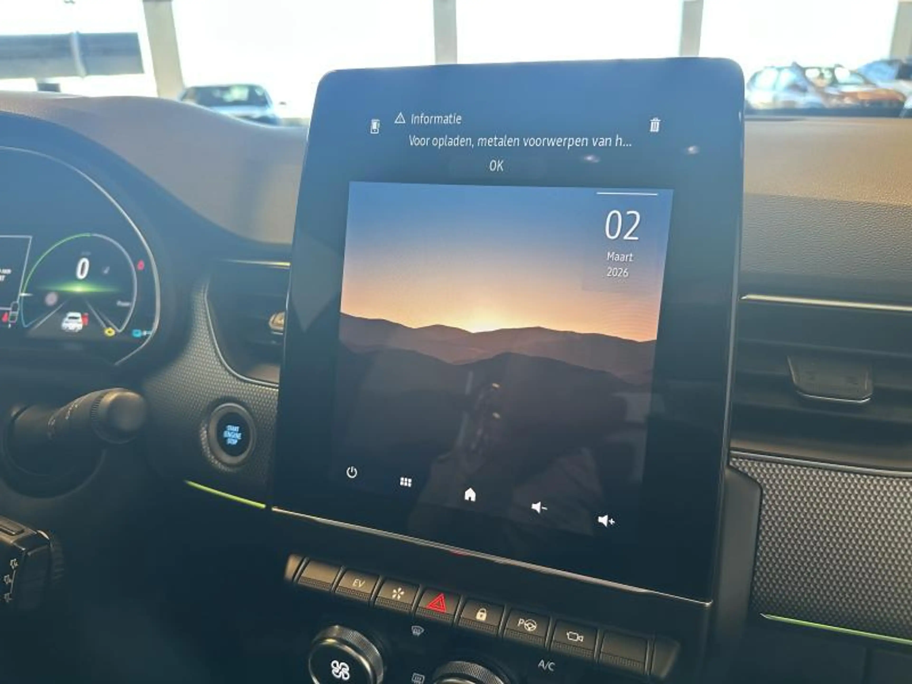 Renault Arkana 1.6 E-TECH MHEV Techno — photo 15