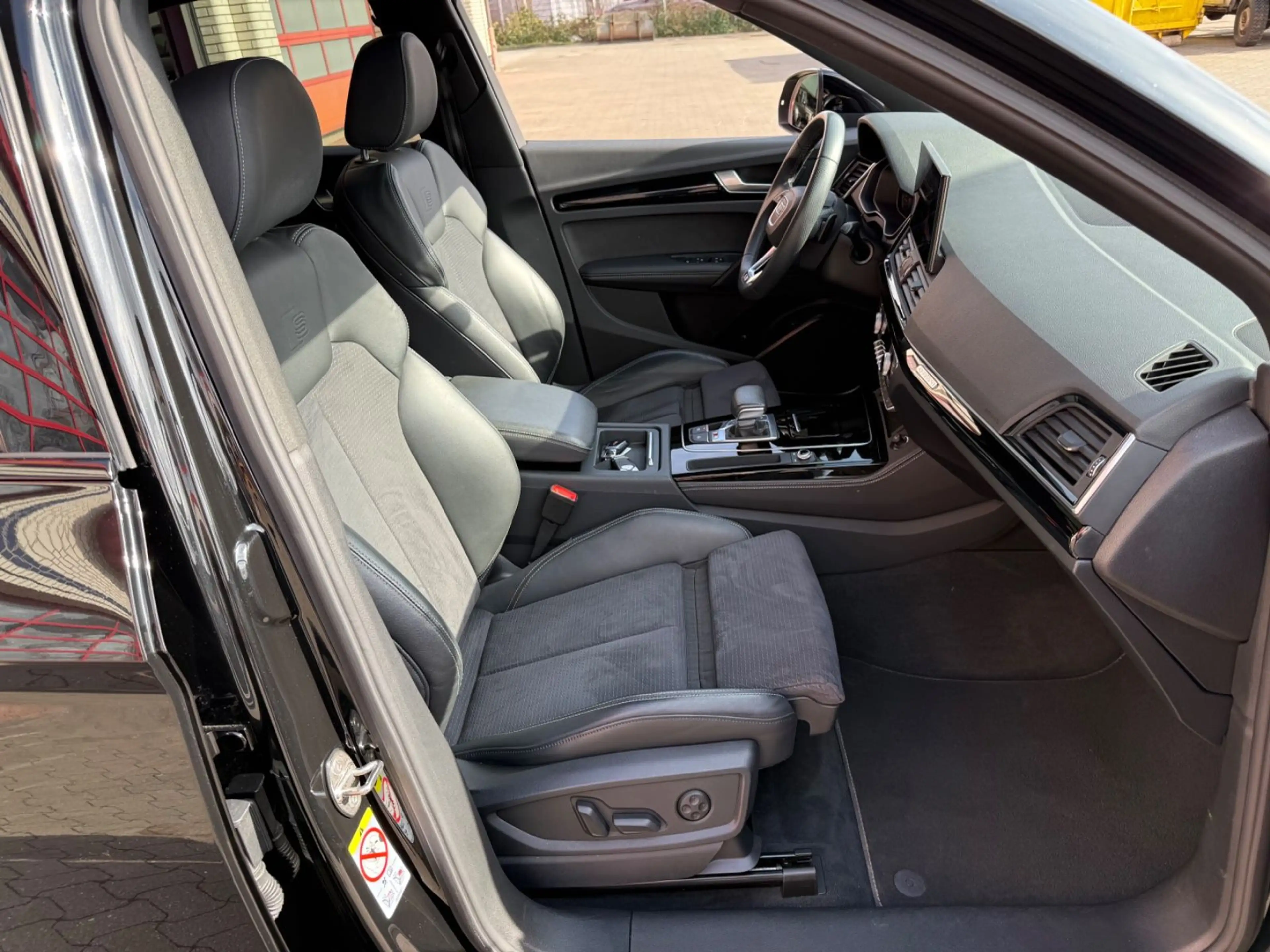 Audi SQ5 SPORTBACK 3.0 TDI, PANORAMA, BLACKLINE — photo 8