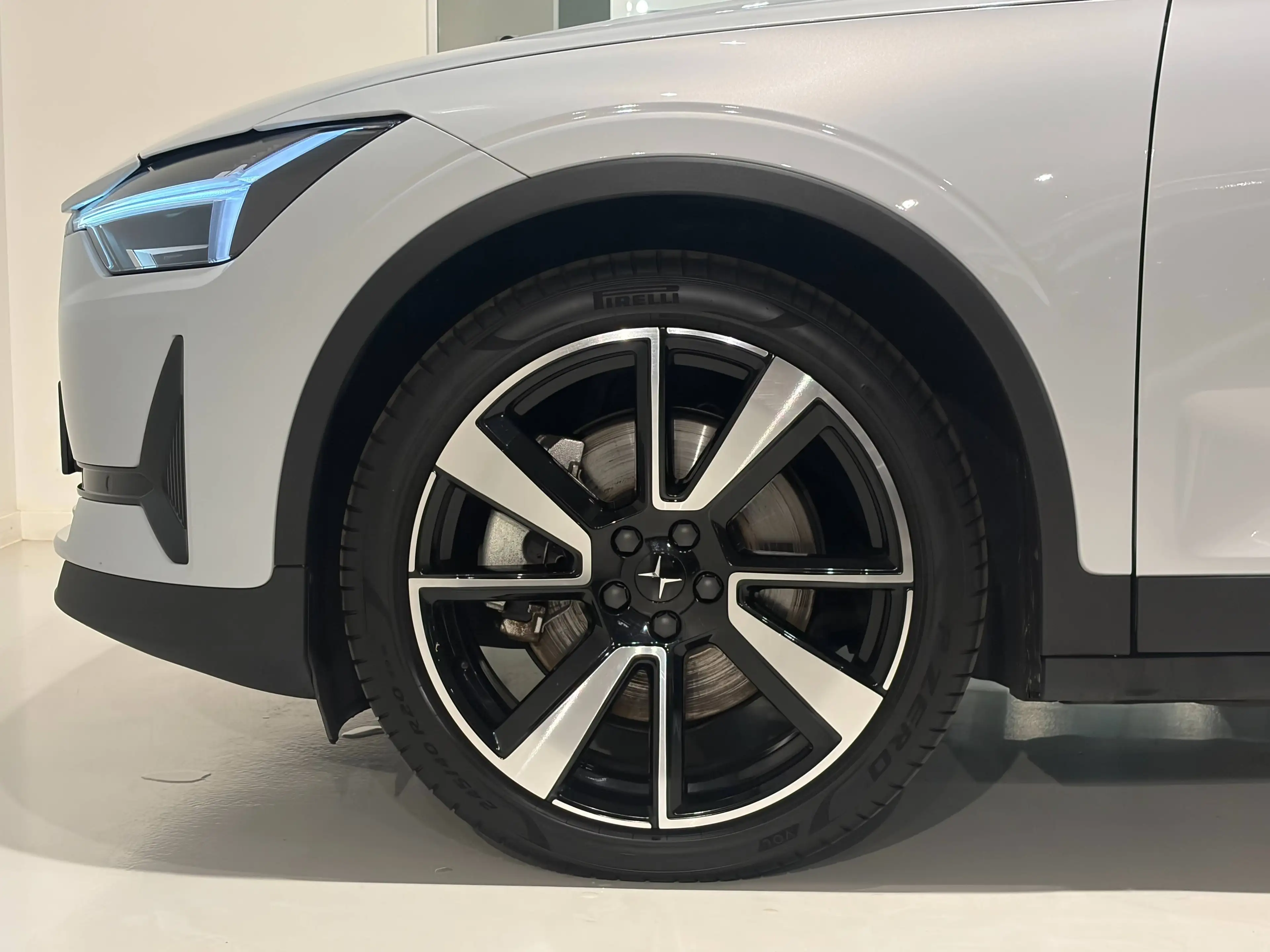 Polestar 2 Polestar 2 SRSM — photo 3