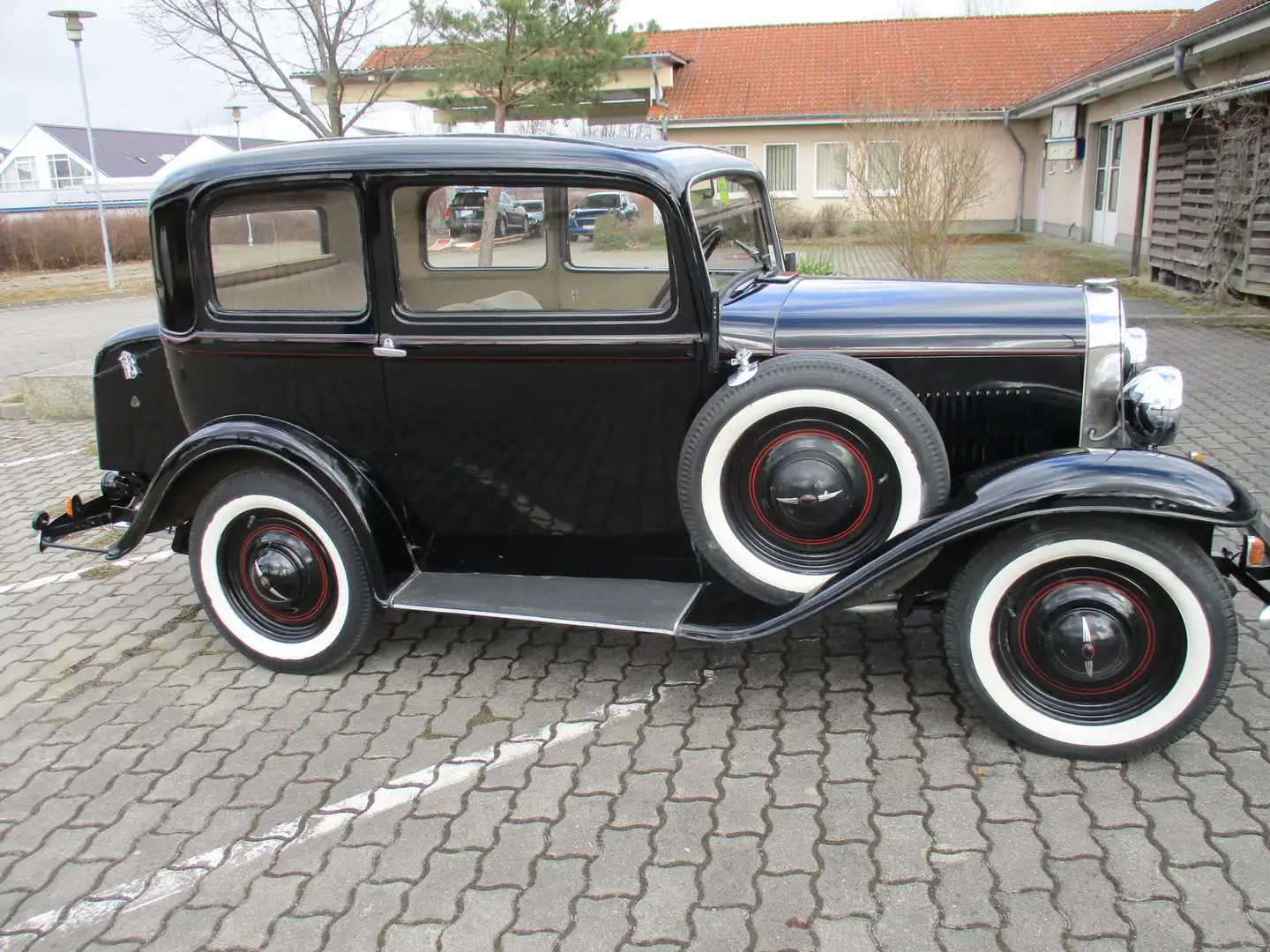 Opel 1290 Negro - 1