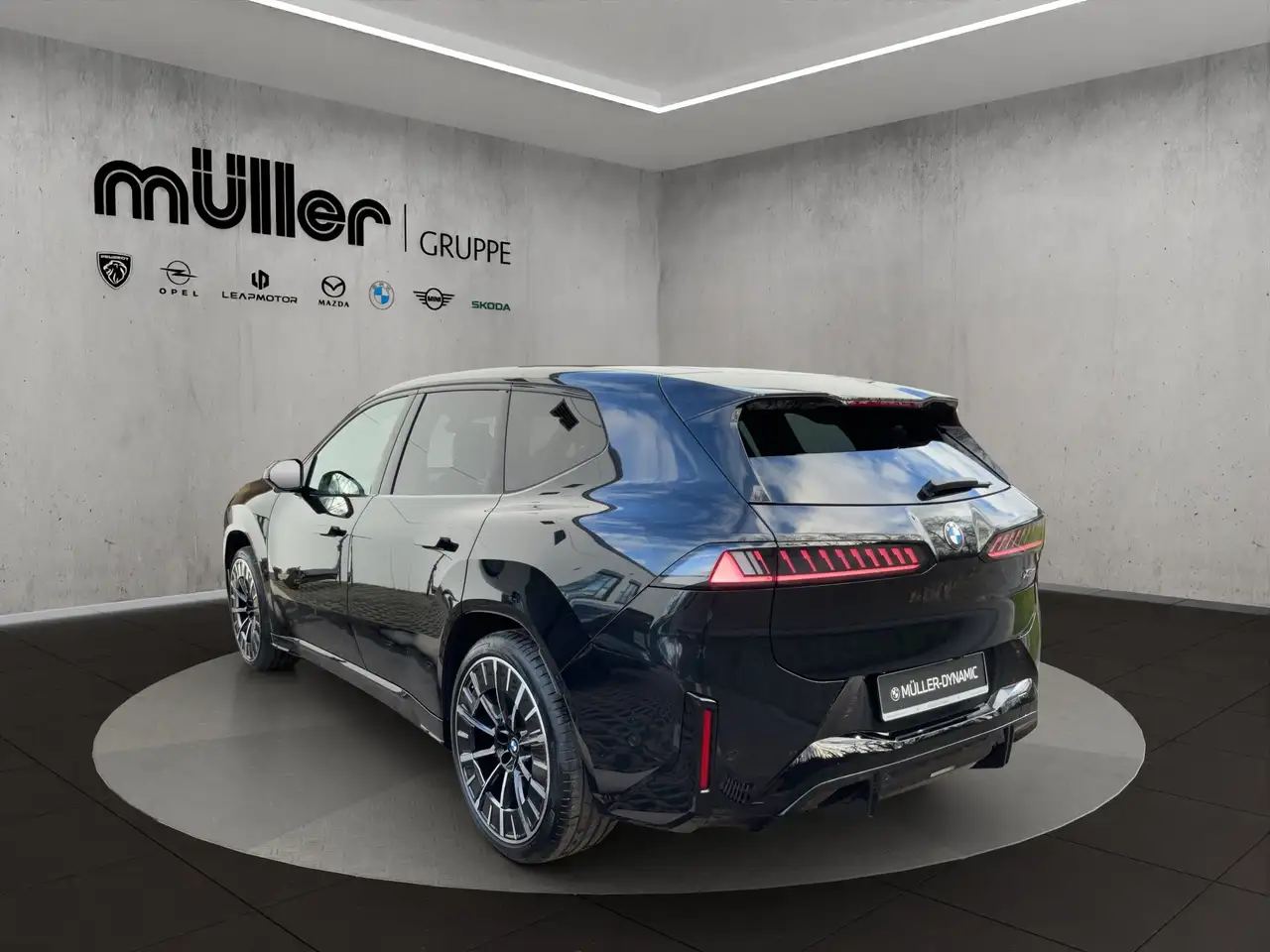 BMW iX3 50 xDrive M SPORT PRO HUD PANO AHK HARMAN KARDON 3 4