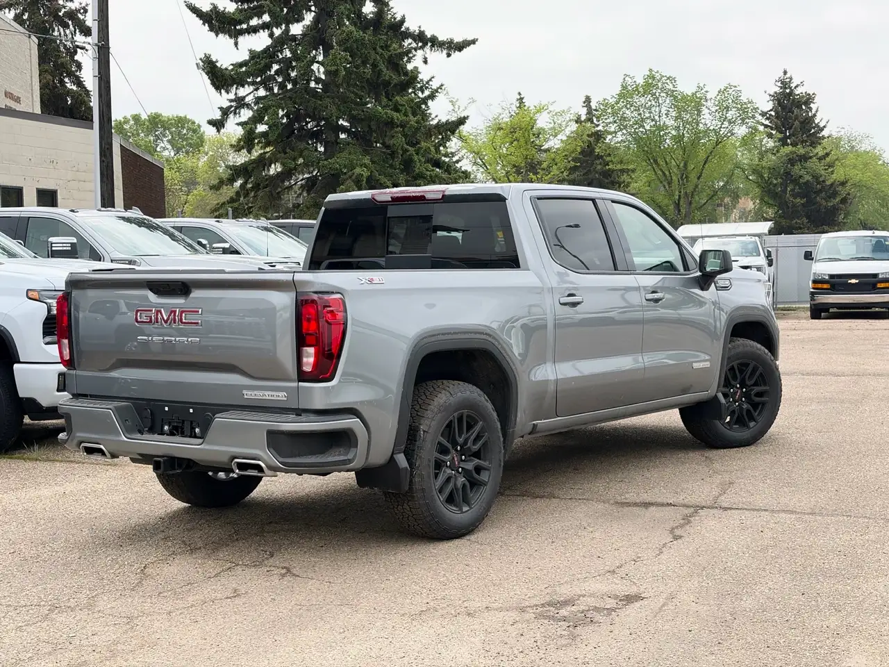 GMC Sierra 1500 снимка GMC Sierra 1500