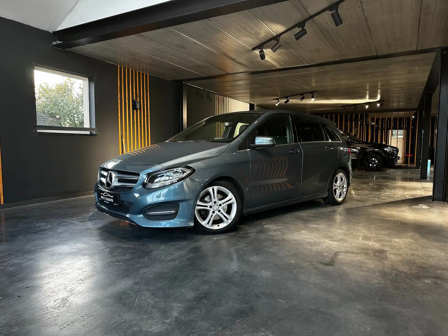 Mercedes-Benz B 180 7G-DCT Style | Stoelverwarming | Navi | Trekhaak | Bleu - 2