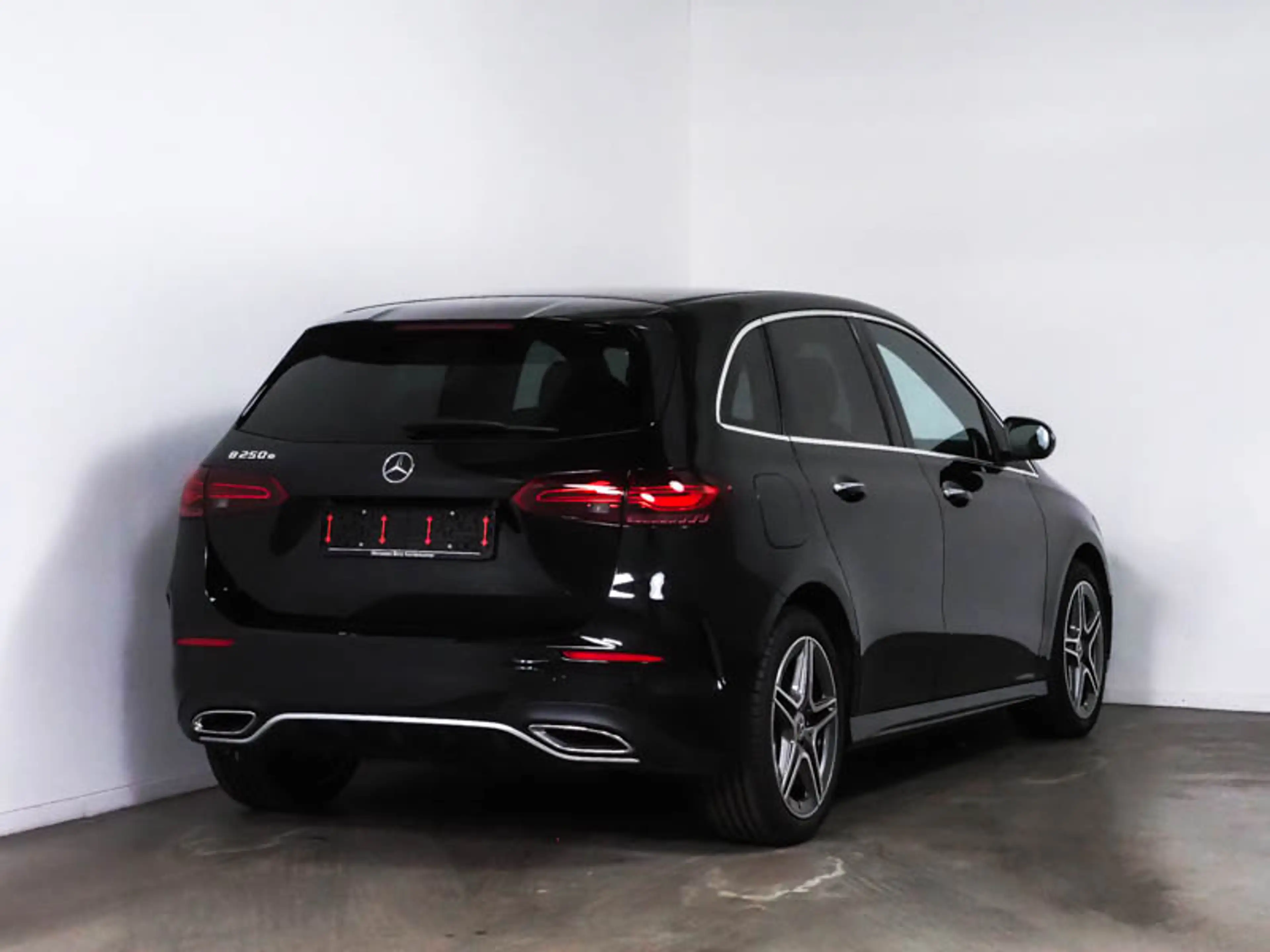 Mercedes-Benz B 250 e AMG|KEYL|KAM|TOTW|LED|SHZ+LHZ|AMBIENTE| — photo 3
