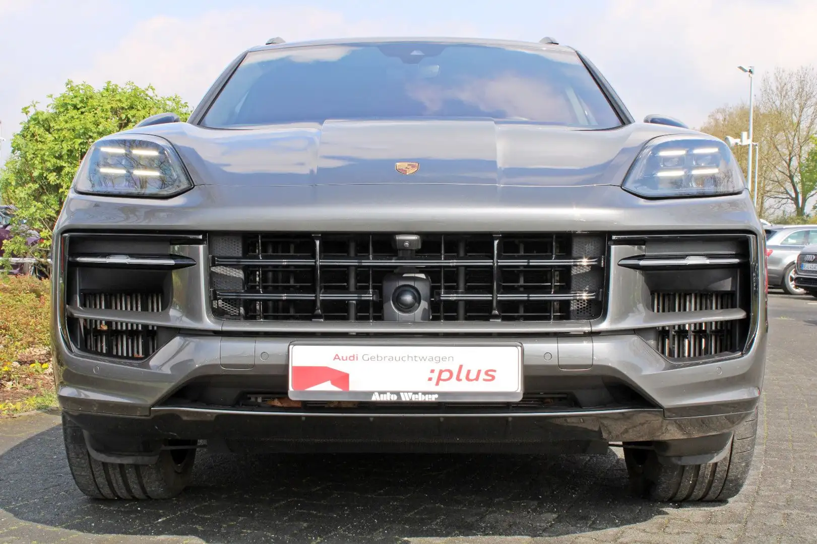 Porsche Cayenne S HUD MASSAGE AHK LUFTFED PANO VIERRADLE Grigio - 2