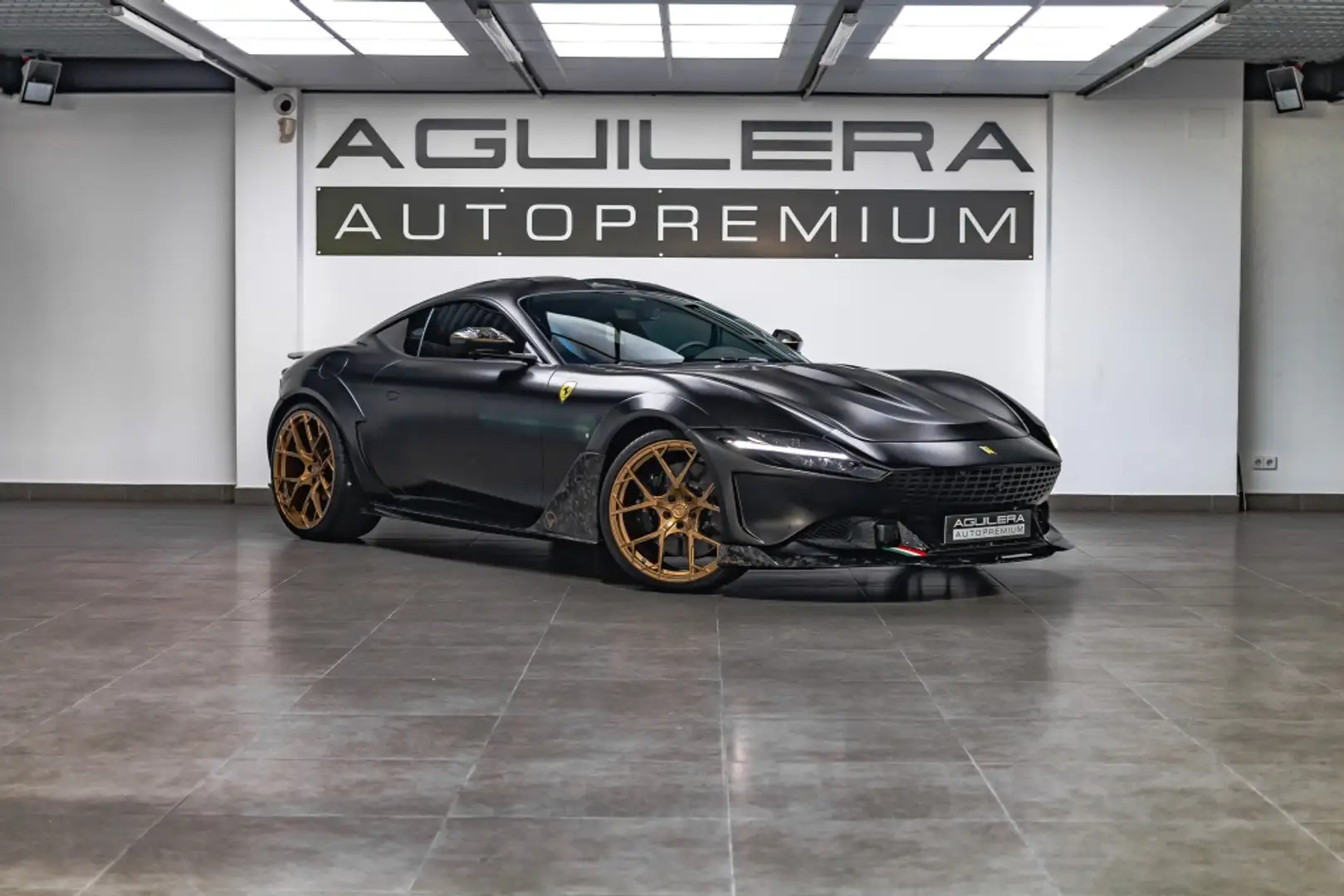 Ferrari Roma Negro - 1