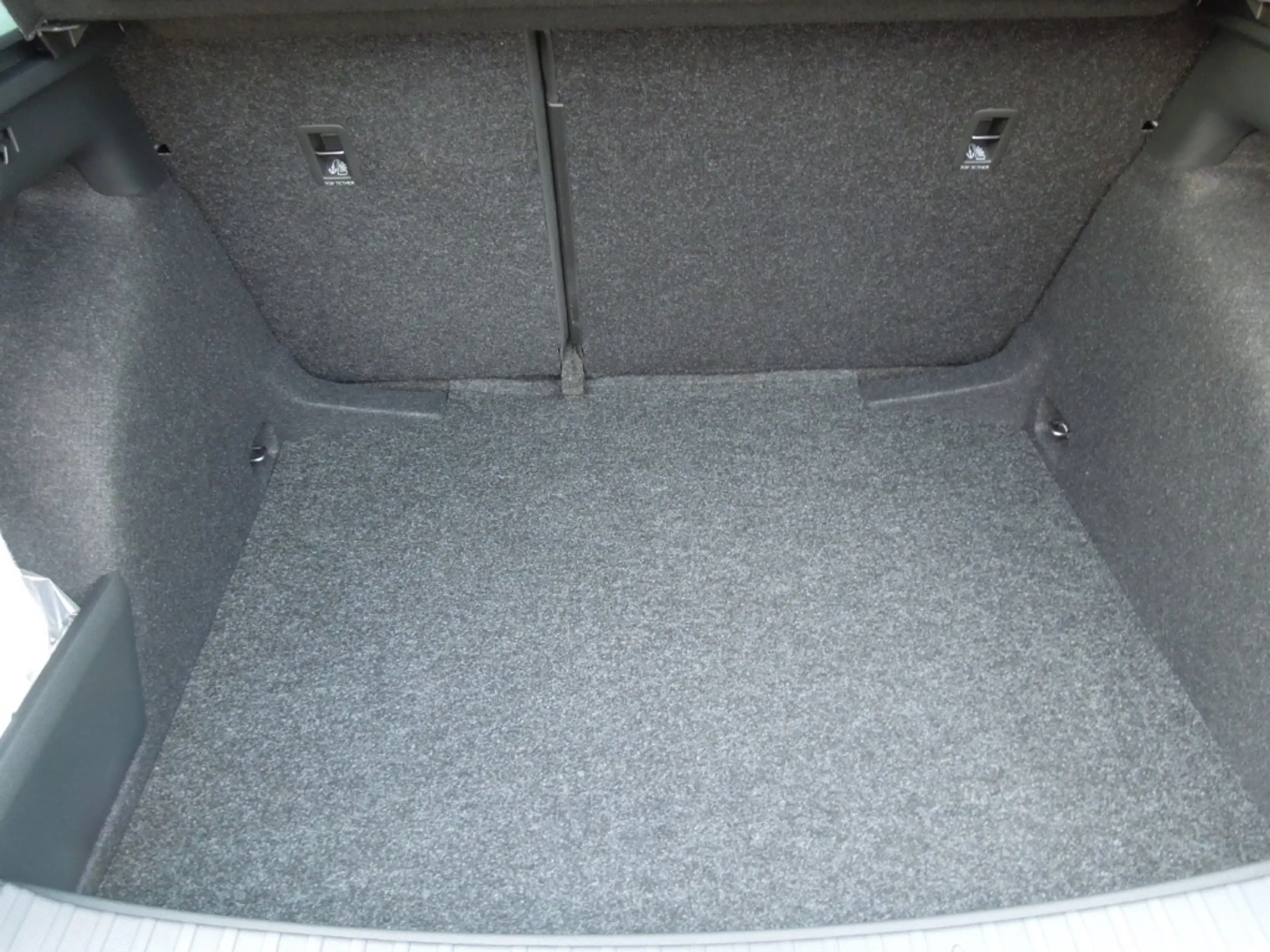Skoda Scala 1.0TSI DSG Premium/LED/Sitzheizung/Kamera — photo 13