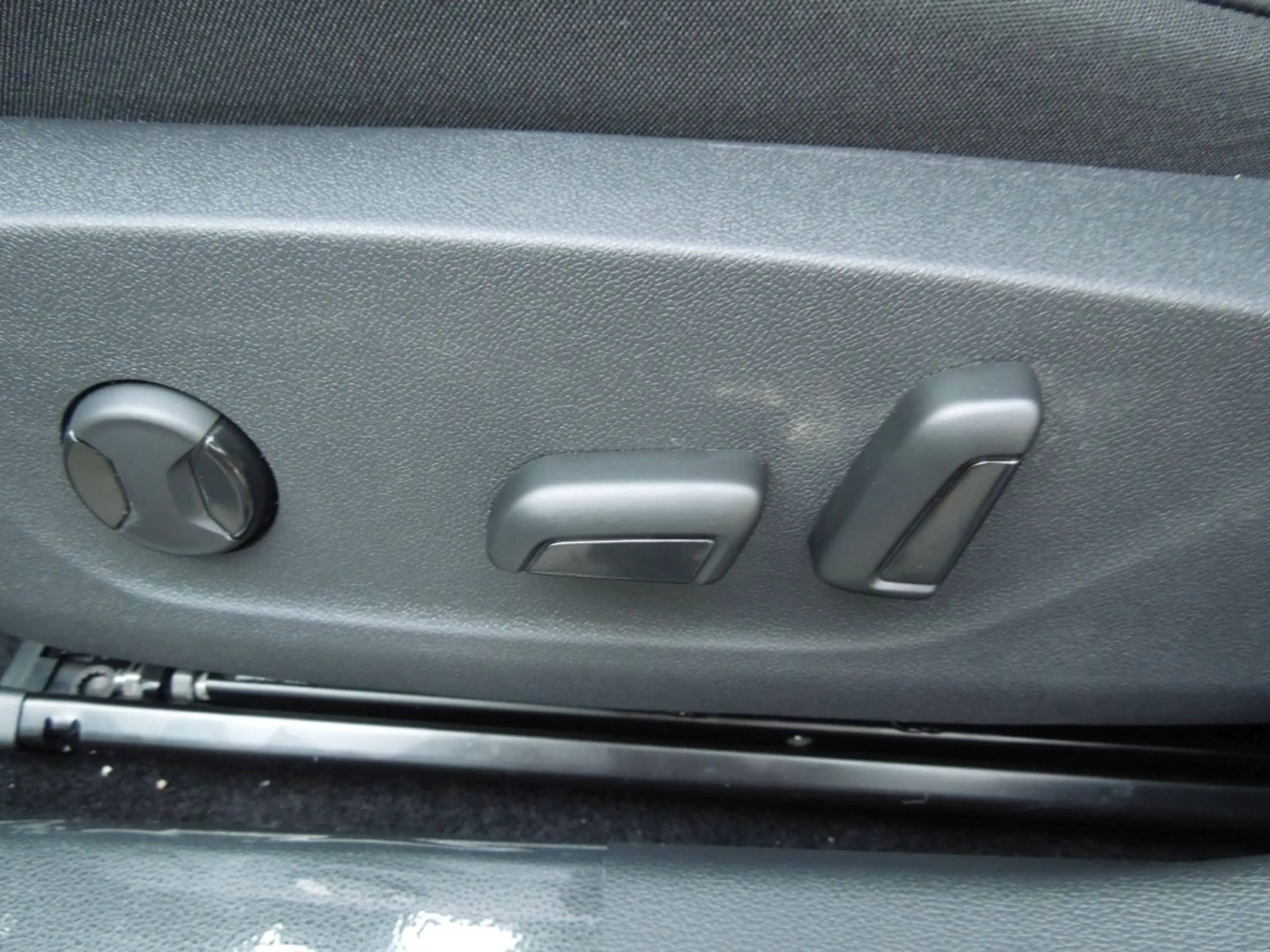 Skoda Scala 1.0TSI DSG Premium/LED/Sitzheizung/Kamera — photo 11