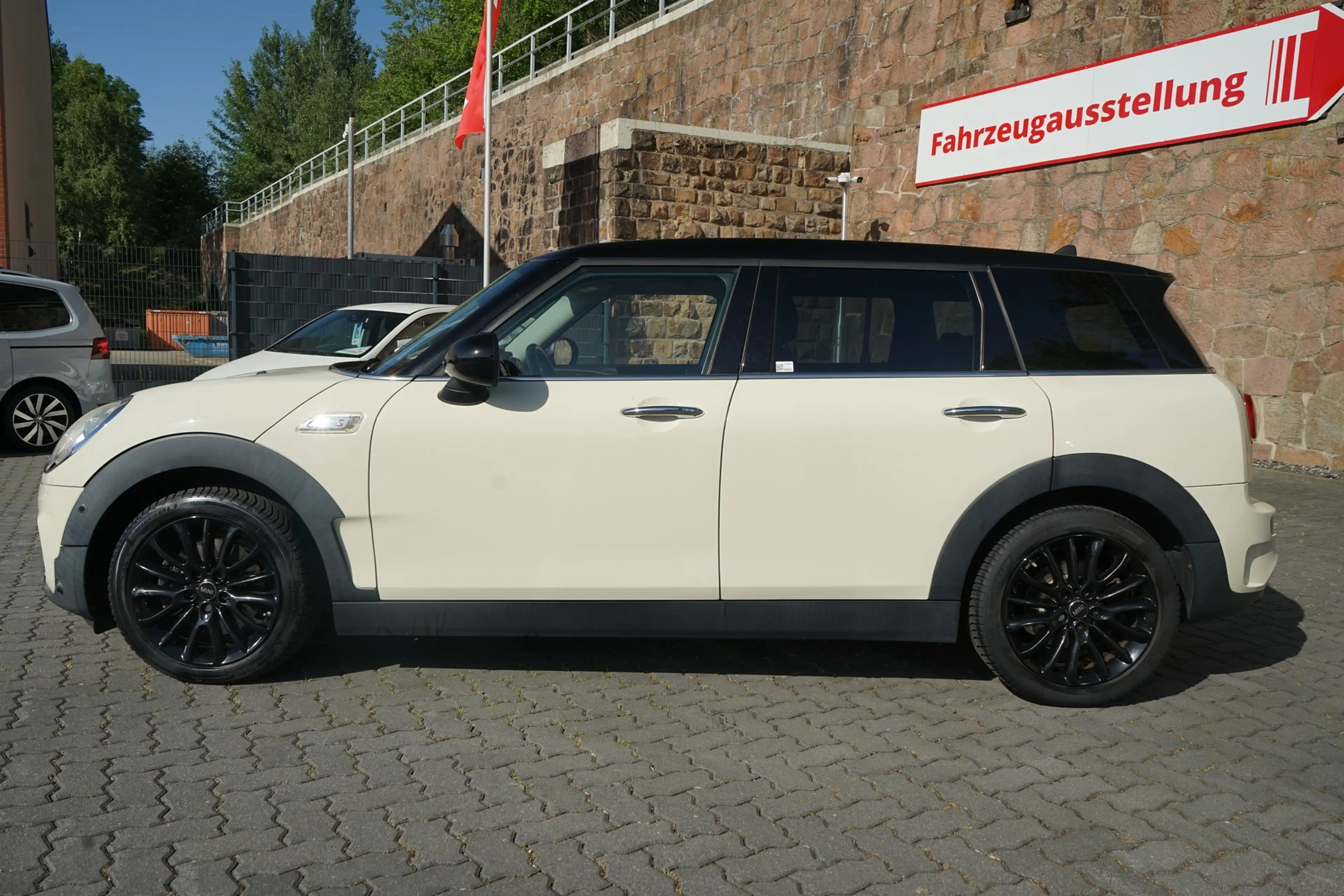 MINI Cooper S Clubman Clubman 2.0 Cooper S Automatik LED Navi Leder — photo 3