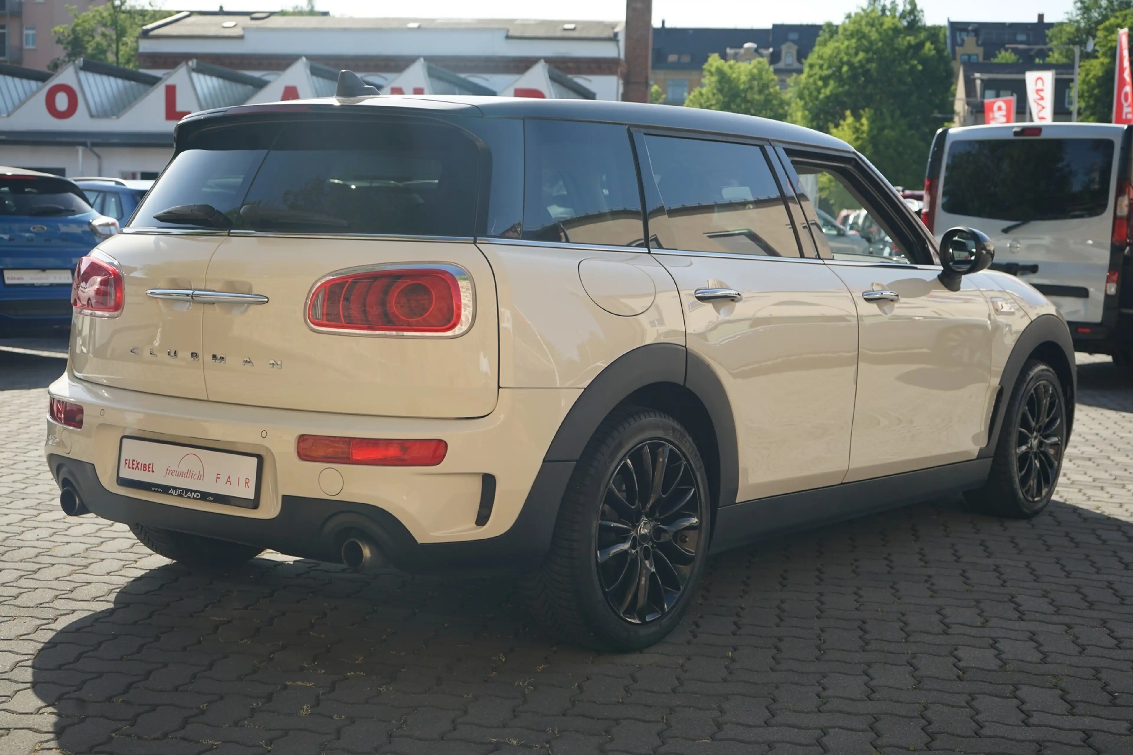 MINI Cooper S Clubman Clubman 2.0 Cooper S Automatik LED Navi Leder — photo 6
