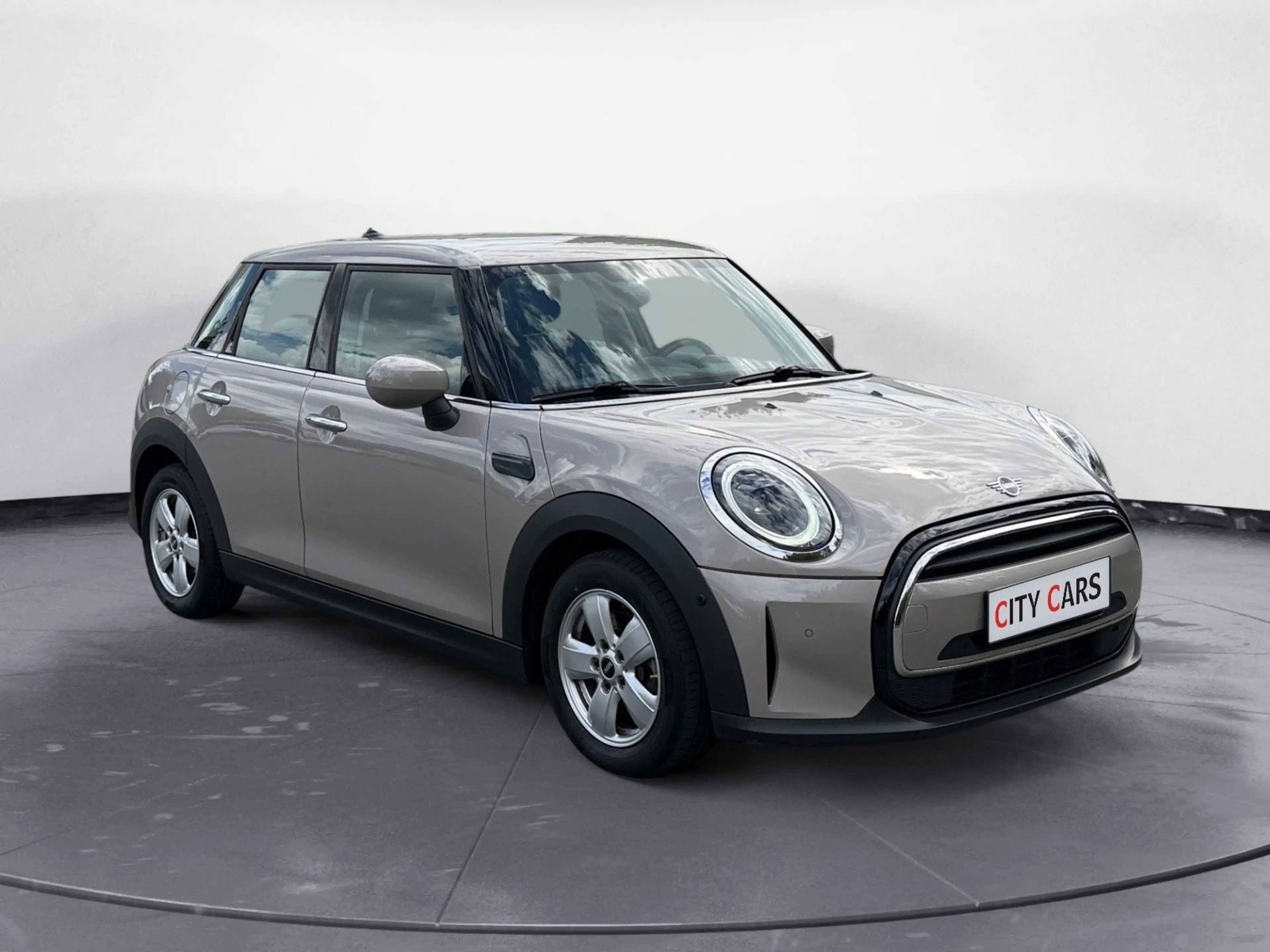 MINI One Mini 5-trg. One Classic Trim Navi LED — photo 2