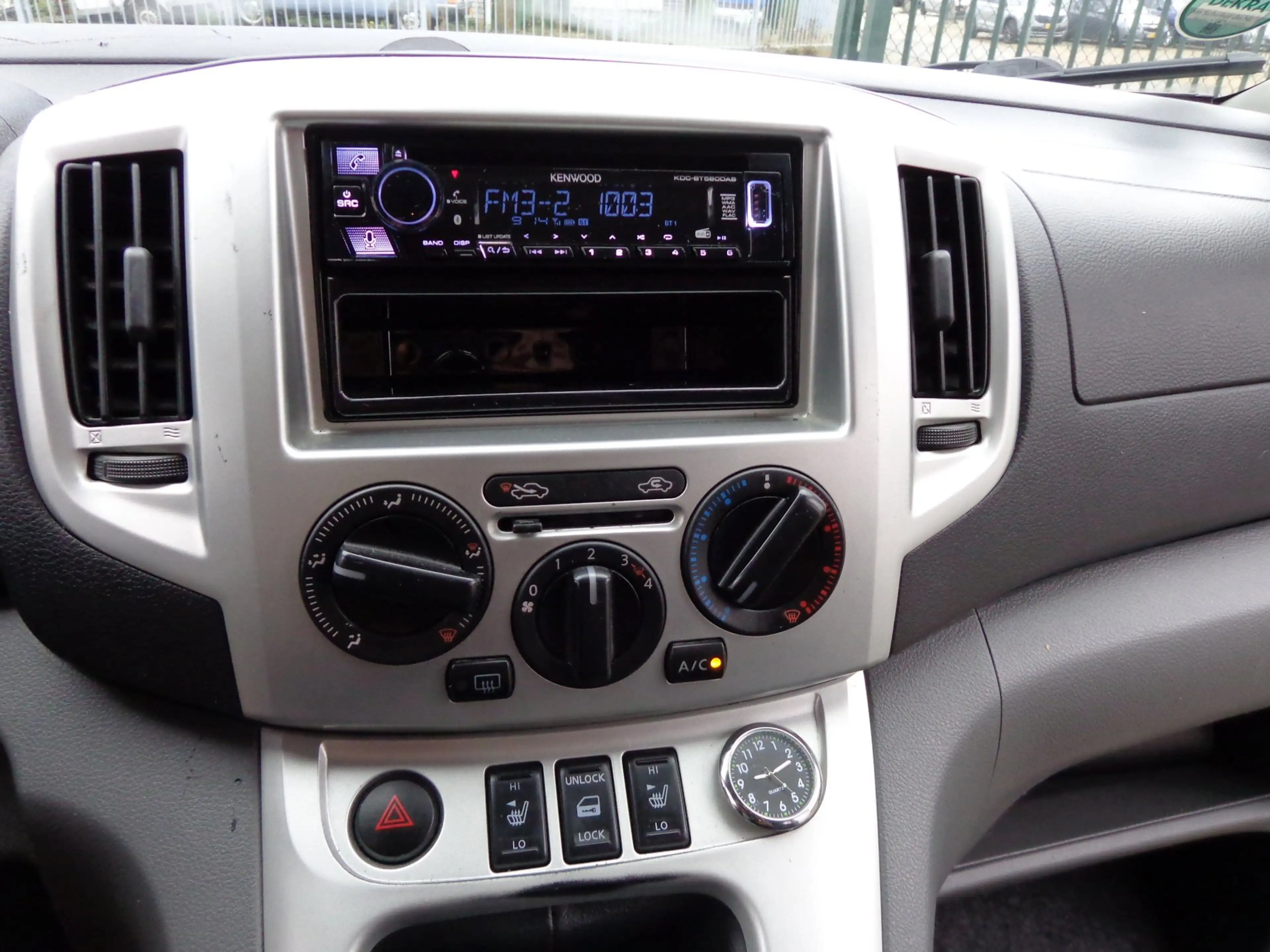 Nissan Evalia 1.6 Acenta 5 Persoons zeer mooi — photo 11
