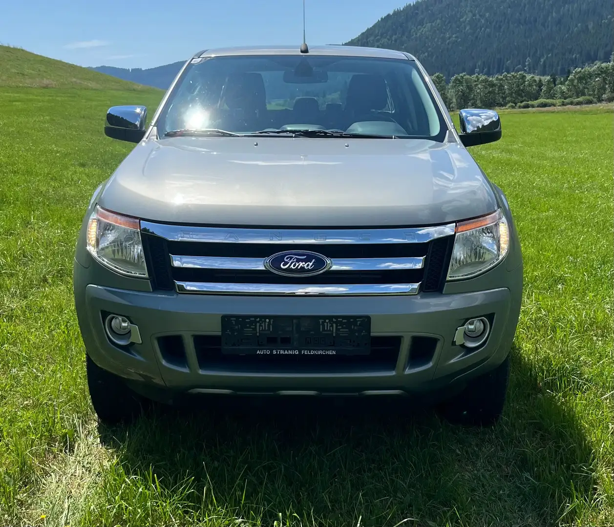 Ford Ranger XLT Gris - 2