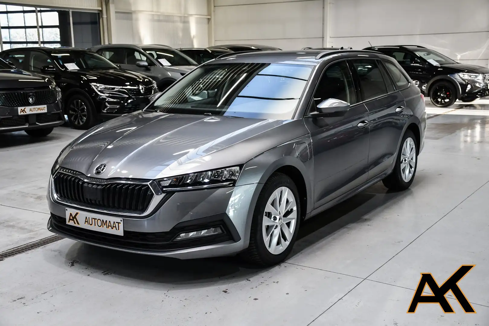 Skoda Octavia SW 1.4 TSI PHEV Ambition DSG - NAVI SMARTLINK / CC Gris - 1