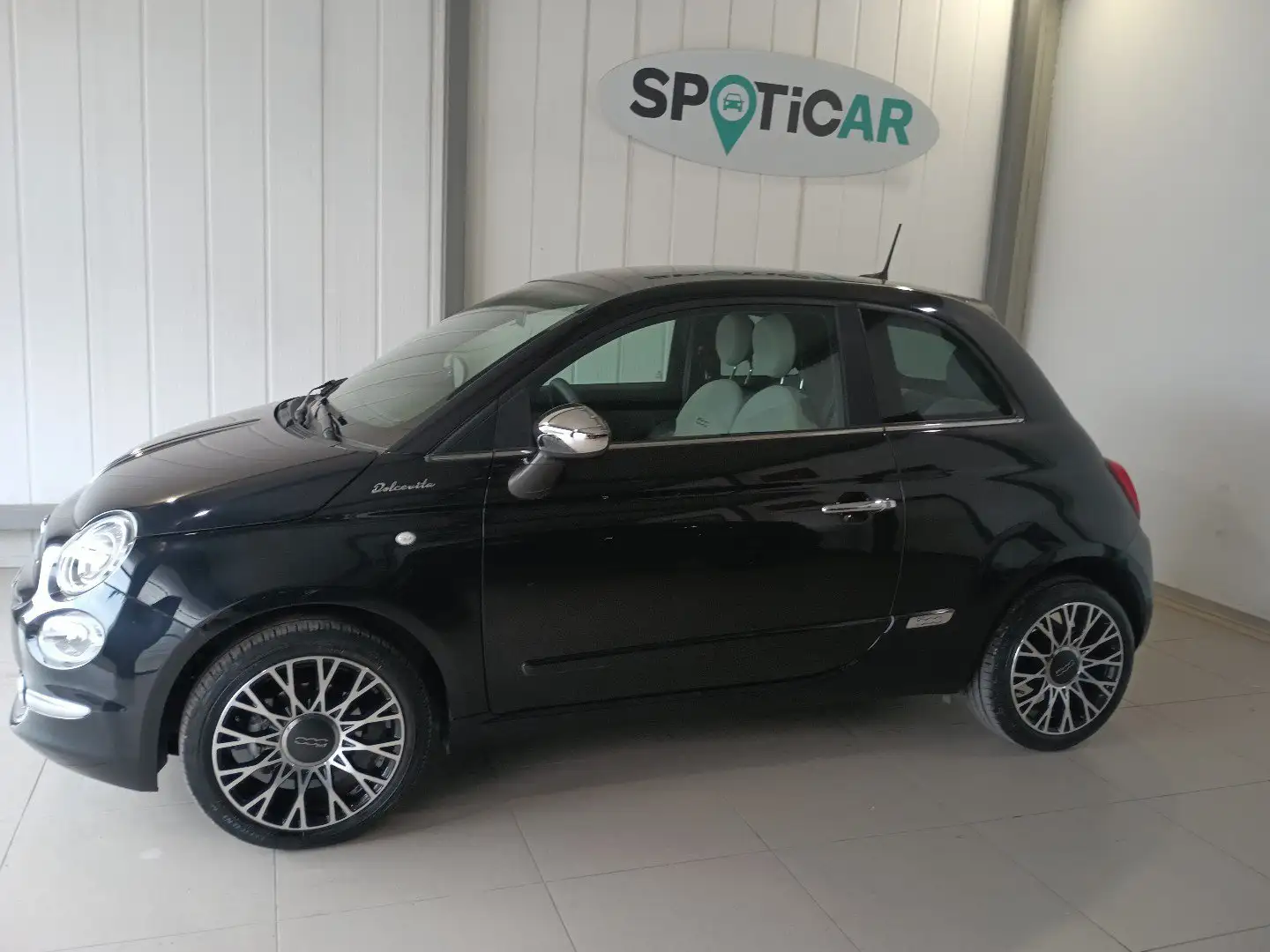 Fiat 500 1.0 Hybrid Dolcevita Zwart - 2