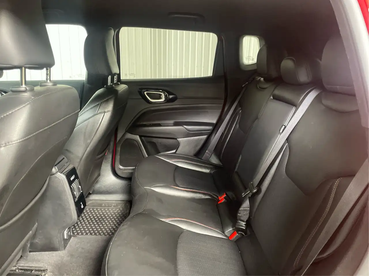 Jeep Compass снимка Jeep Compass