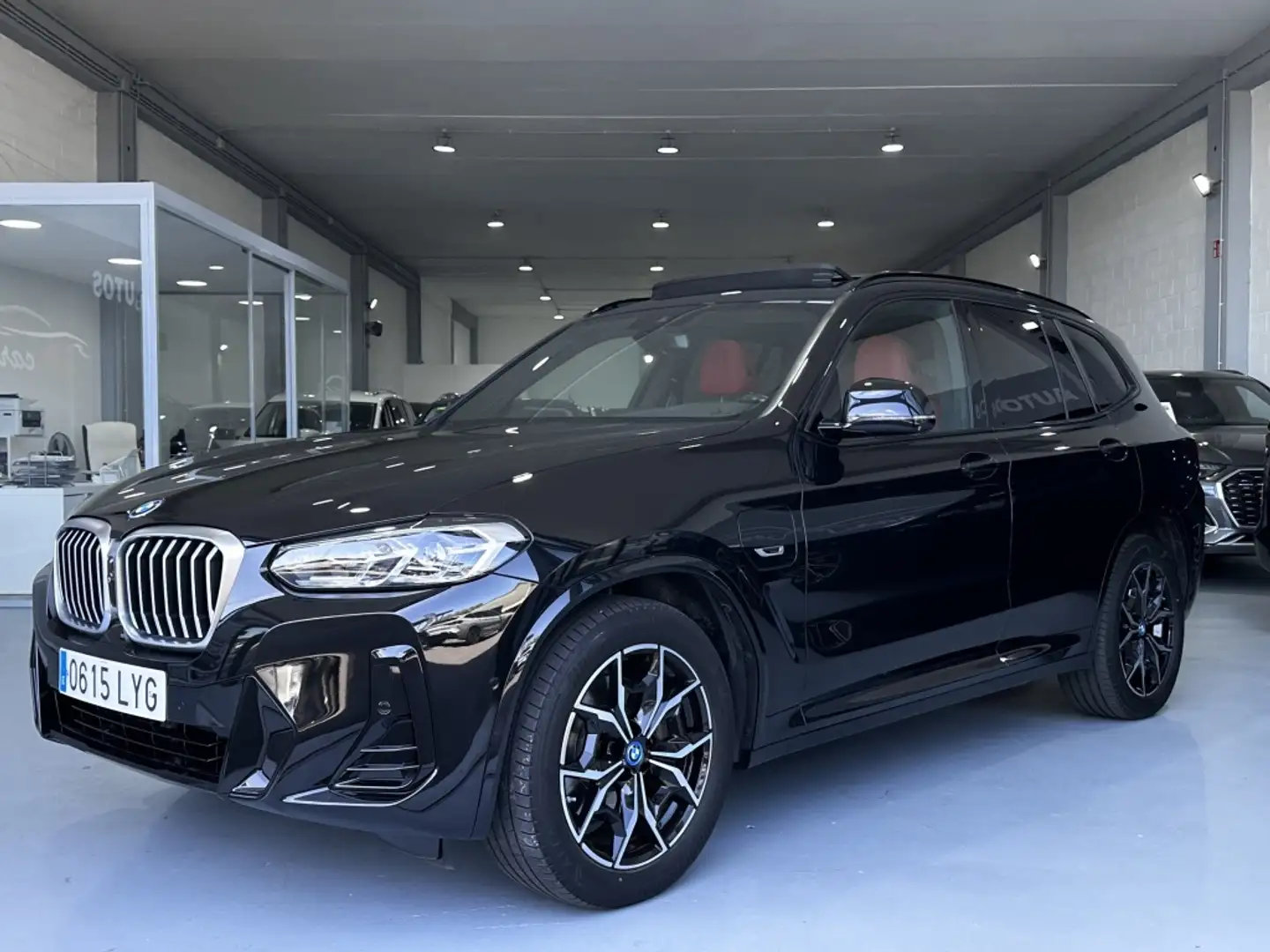 BMW X3 xDrive 30e xLine M Sport Schwarz - 1