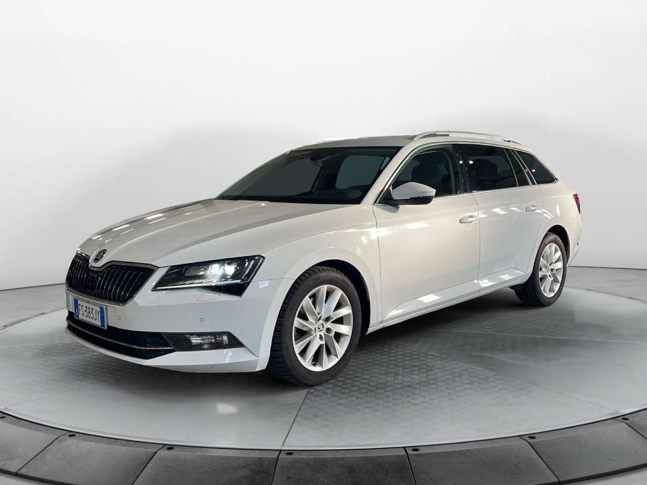 Skoda Superb 2.0 TDI SCR 110KW EXECUTIVE DSG