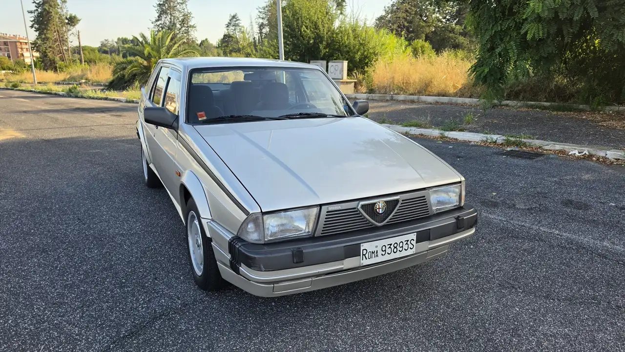 Alfa Romeo 75 1.8t America, foto 5