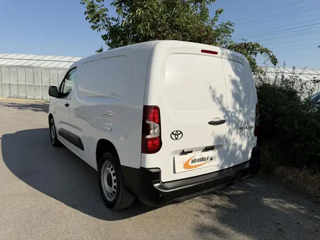 Toyota Proace view 8