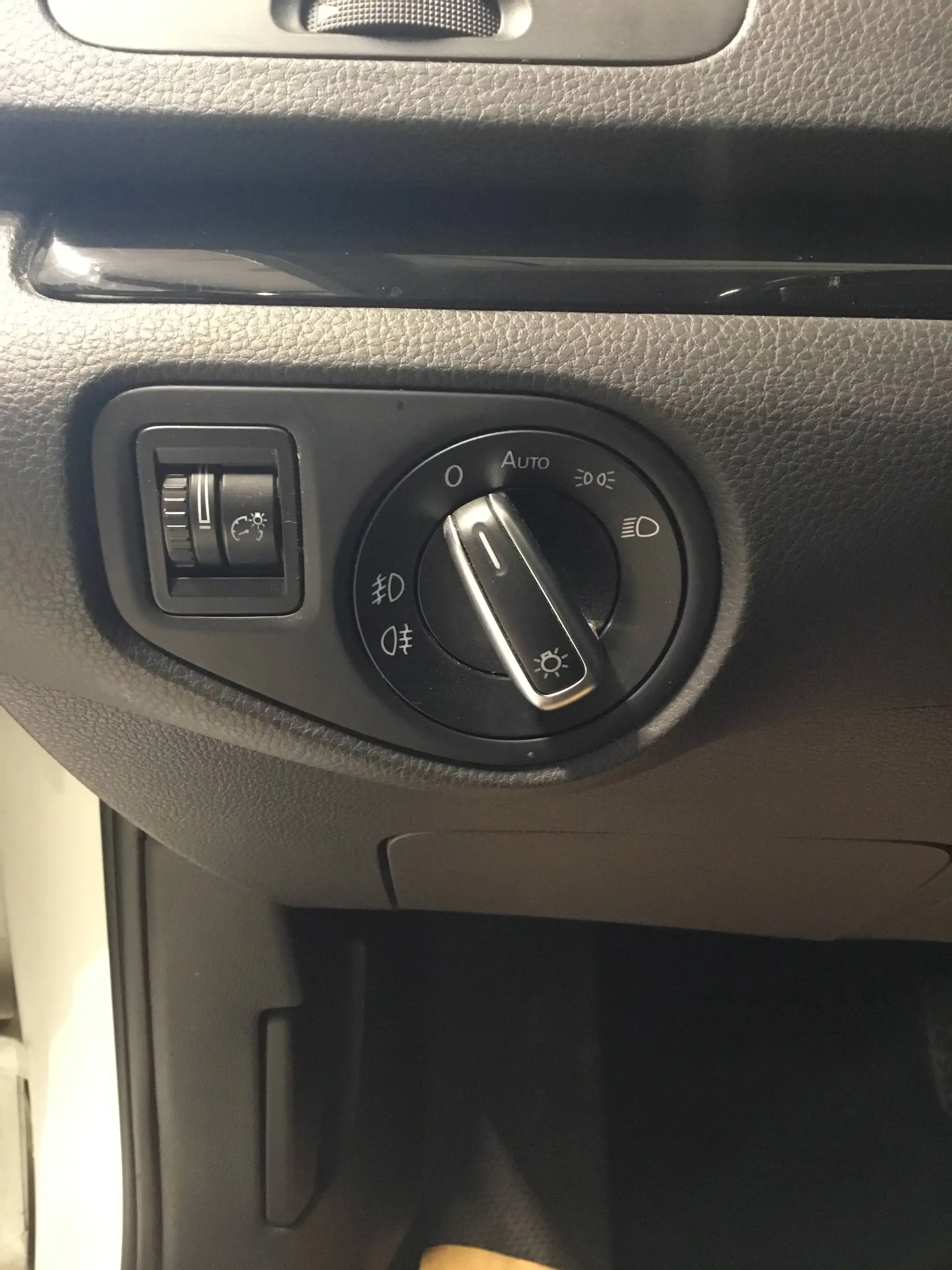 Volkswagen Sharan Highline 2,0 TDI DSG Motion 4 — photo 15