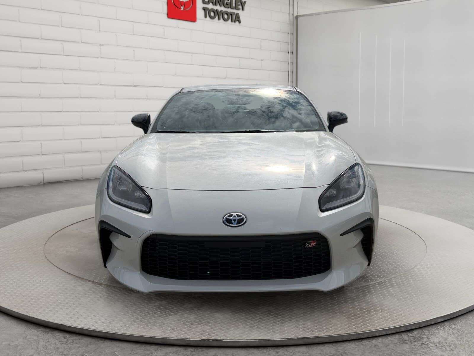 2025 Toyota GR86 PREMIUM; 6 SPEED MANUAL, 228 HP!! LEATHER, HEATED — photo 1