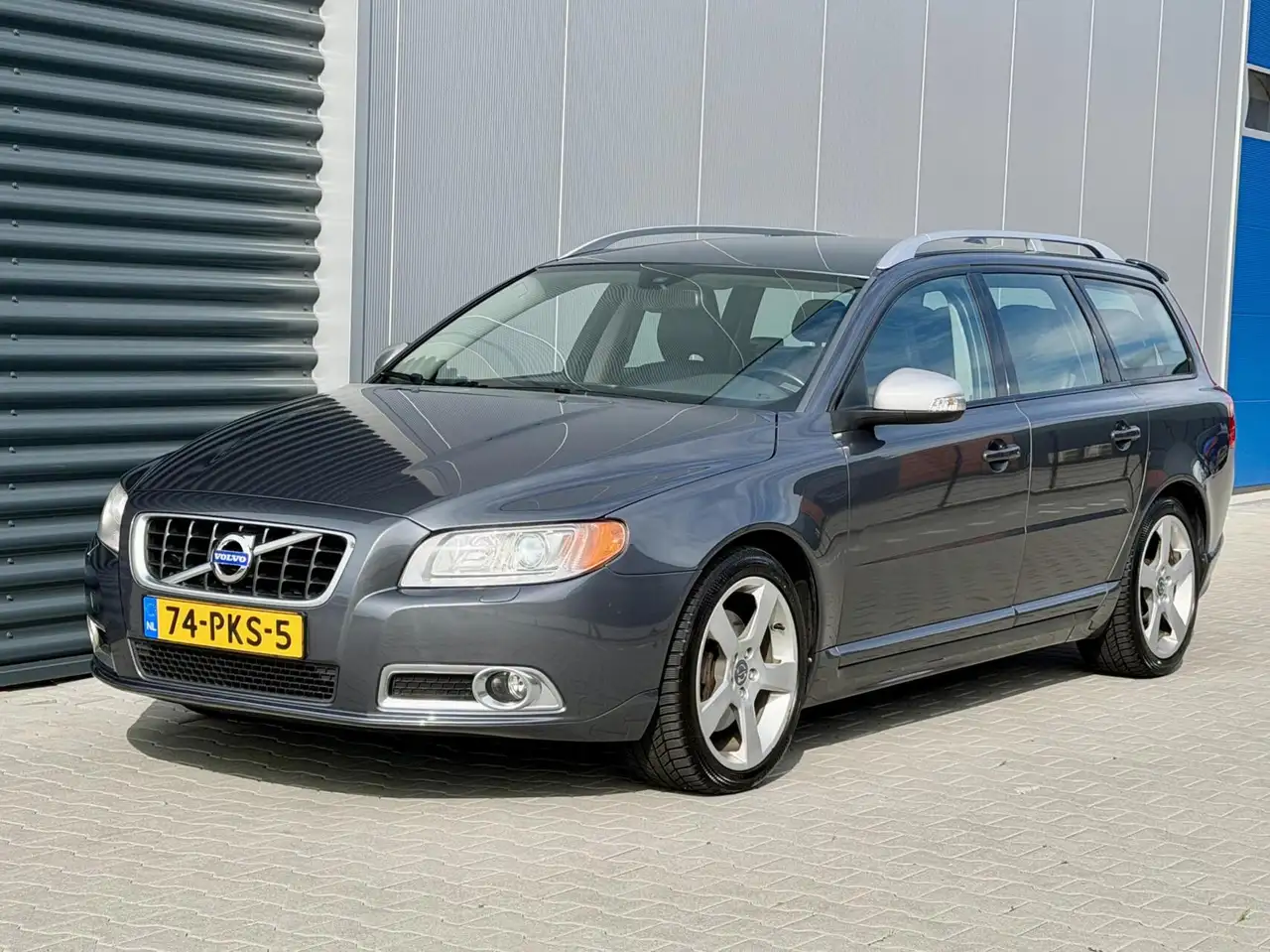 Volvo V70