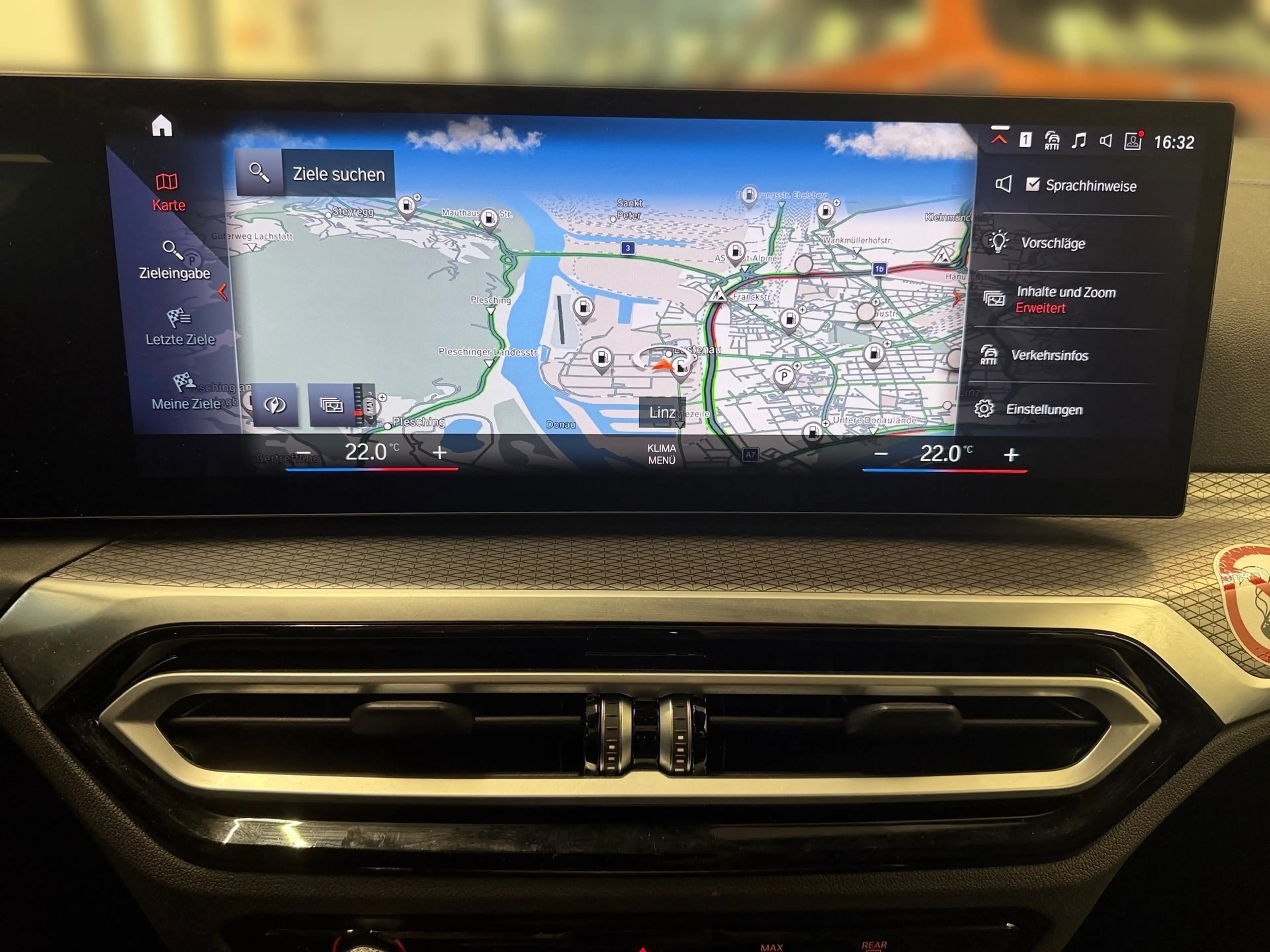 BMW 330 d xDrive — photo 5