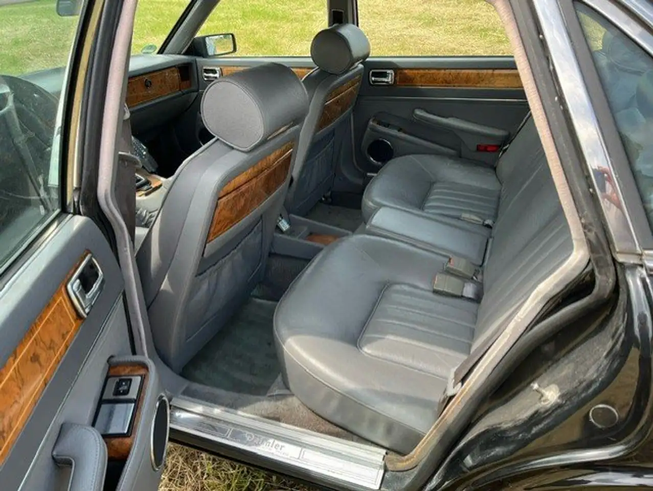 Jaguar XJ40 Daimler Six 4.0, foto 12