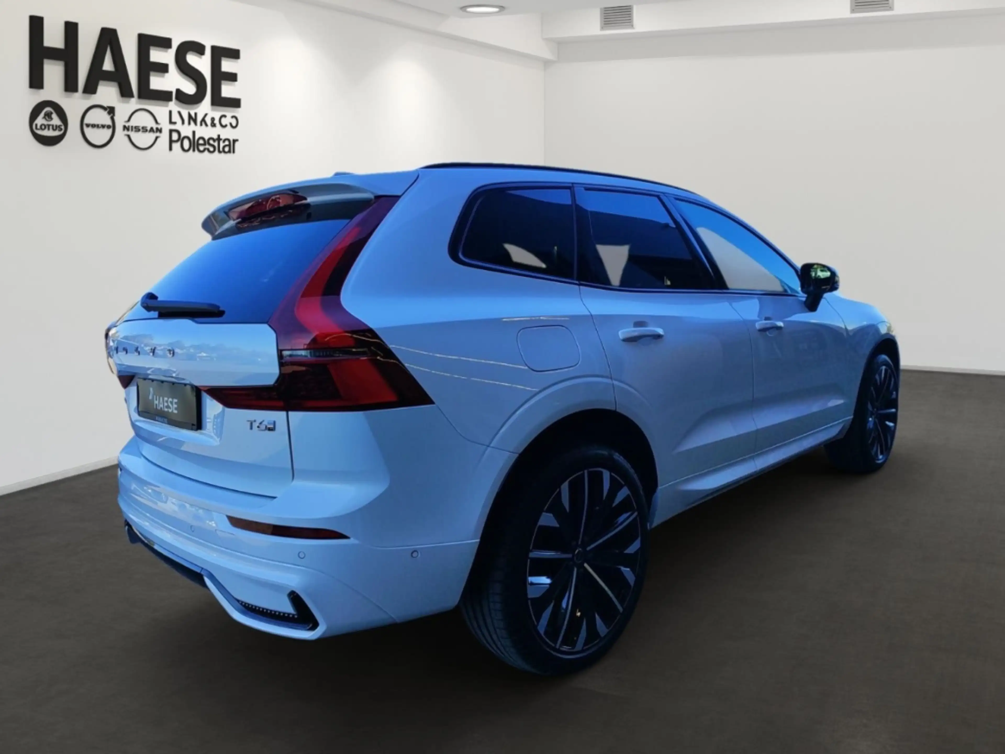 Volvo XC60 T6 Plus Dark Plug-In Hybrid AWD HUD AD StandHZG AH — photo 5